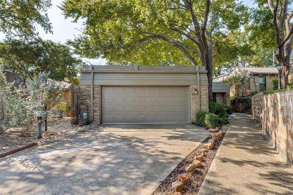 Dallas, TX 75231,8307 Southmeadow Circle