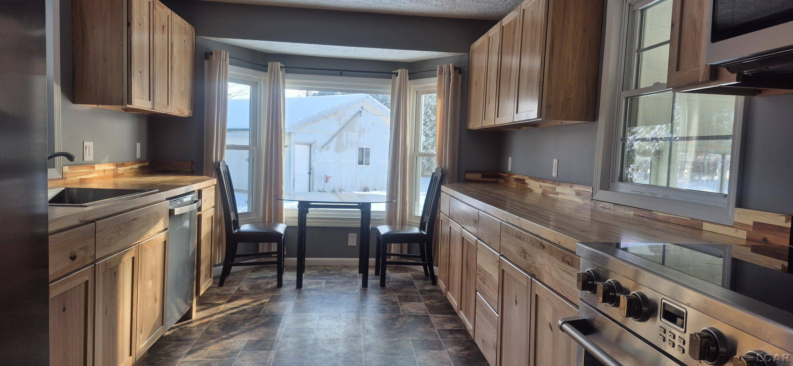 Deerfield, MI 49238,118 Drew AVE