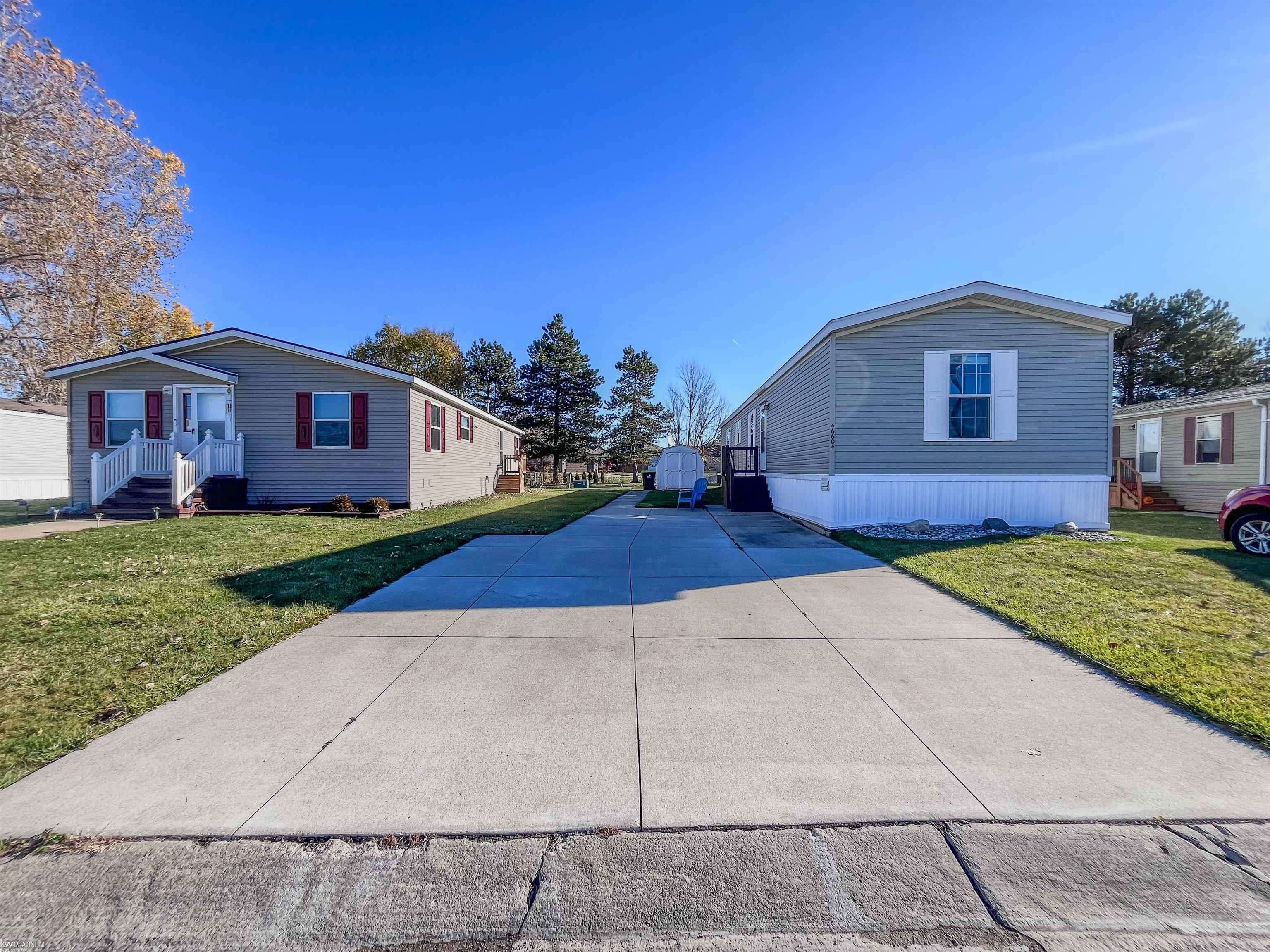 Macomb, MI 48044,44604 Bonaparte DR