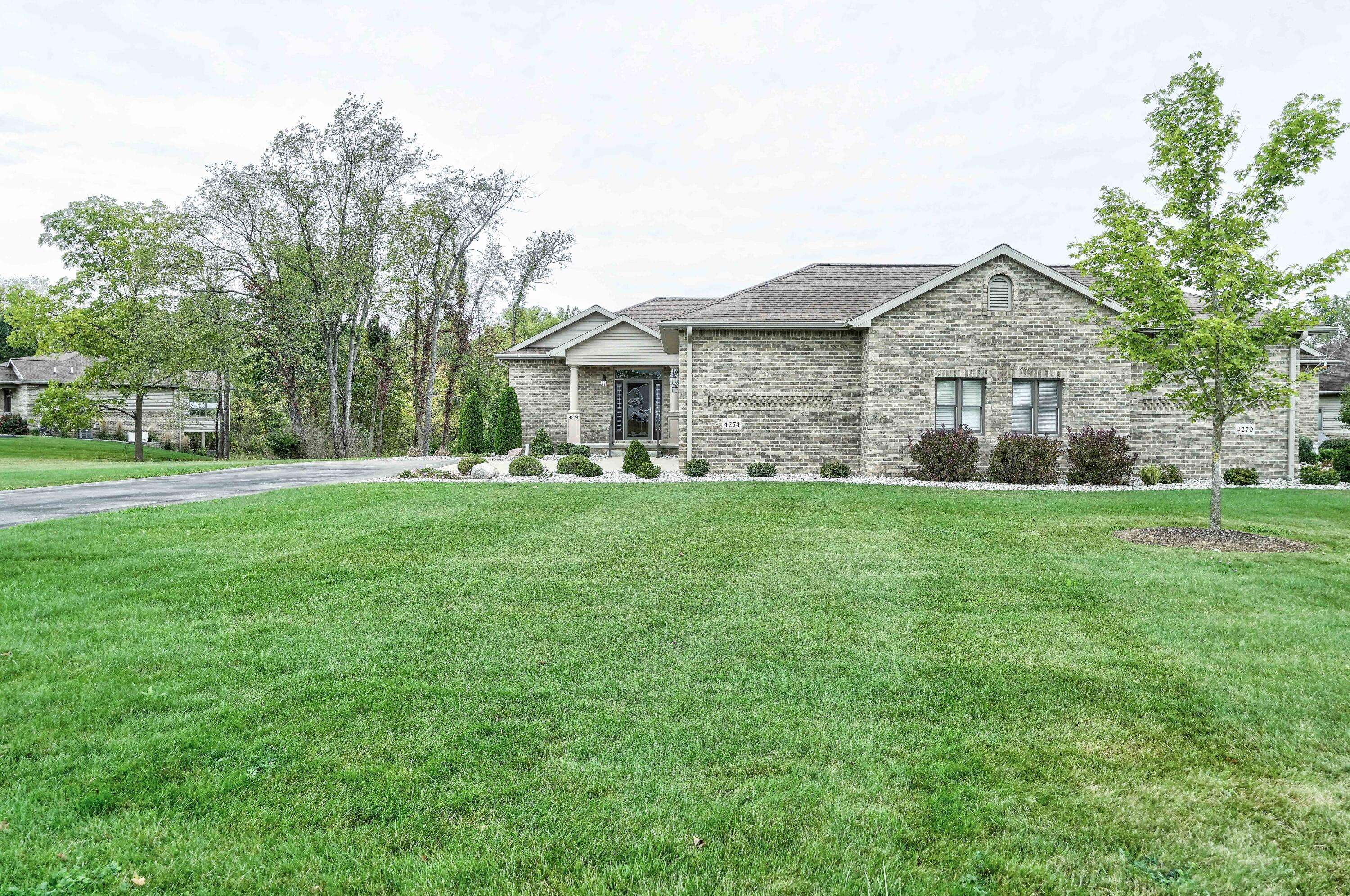 Adrian, MI 49221,4274 Evergreen RD #14