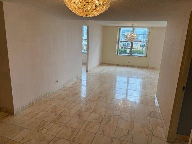 Sunny Isles Beach, FL 33160,230 174th St #814