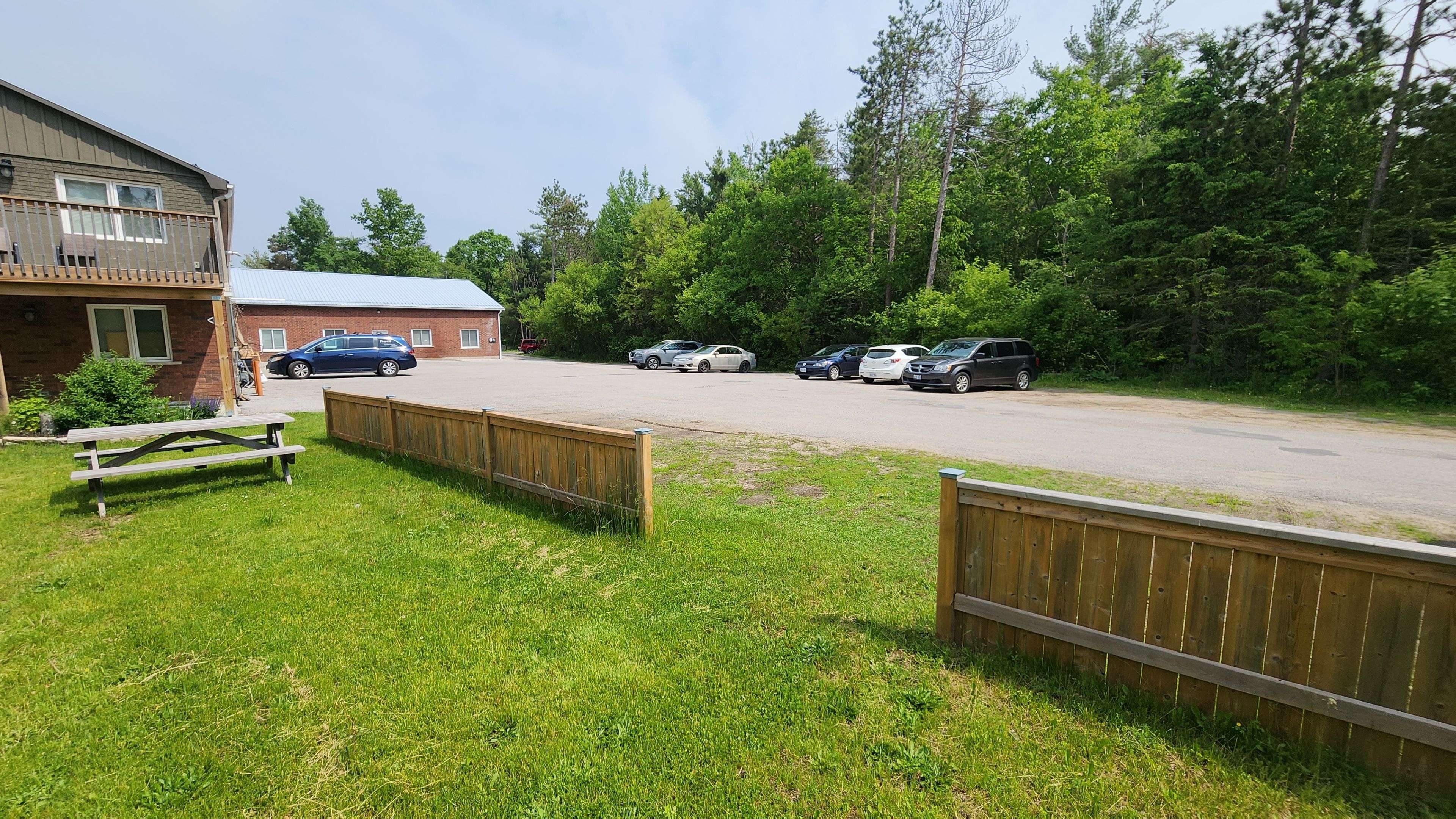 Springwater, ON L9X 1J4,1148 Snow Valley RD #4