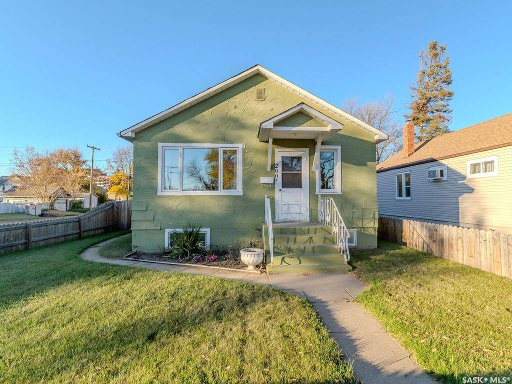 Prince Albert, SK S6V 1A3,200 11th STREET E