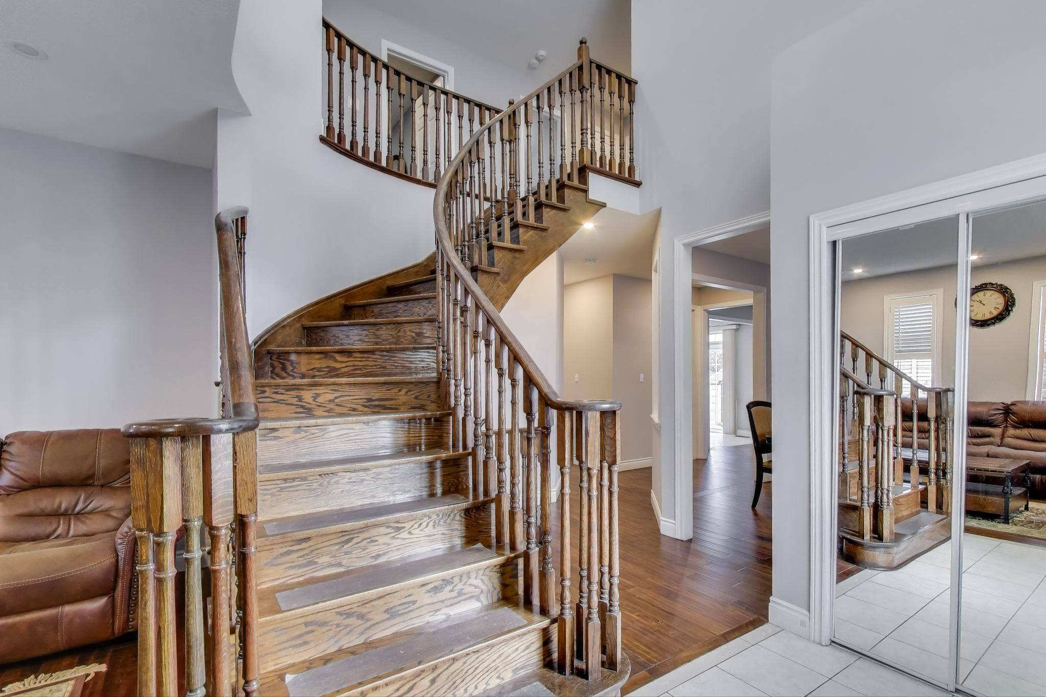 Brampton, ON L6Y 5N9,29 Ness RD