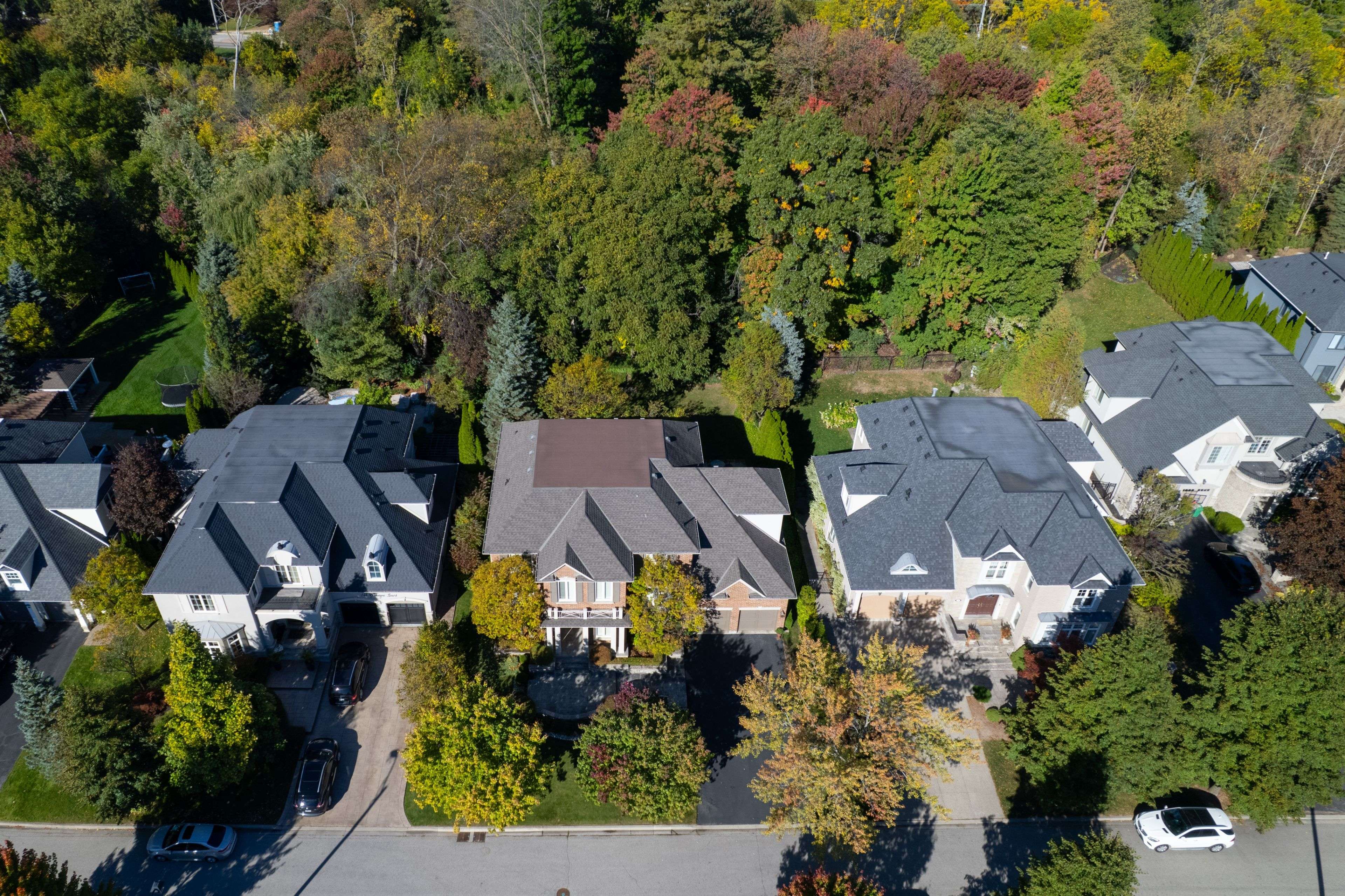 Mississauga, ON L5H 4L4,562 Gladwyne CT