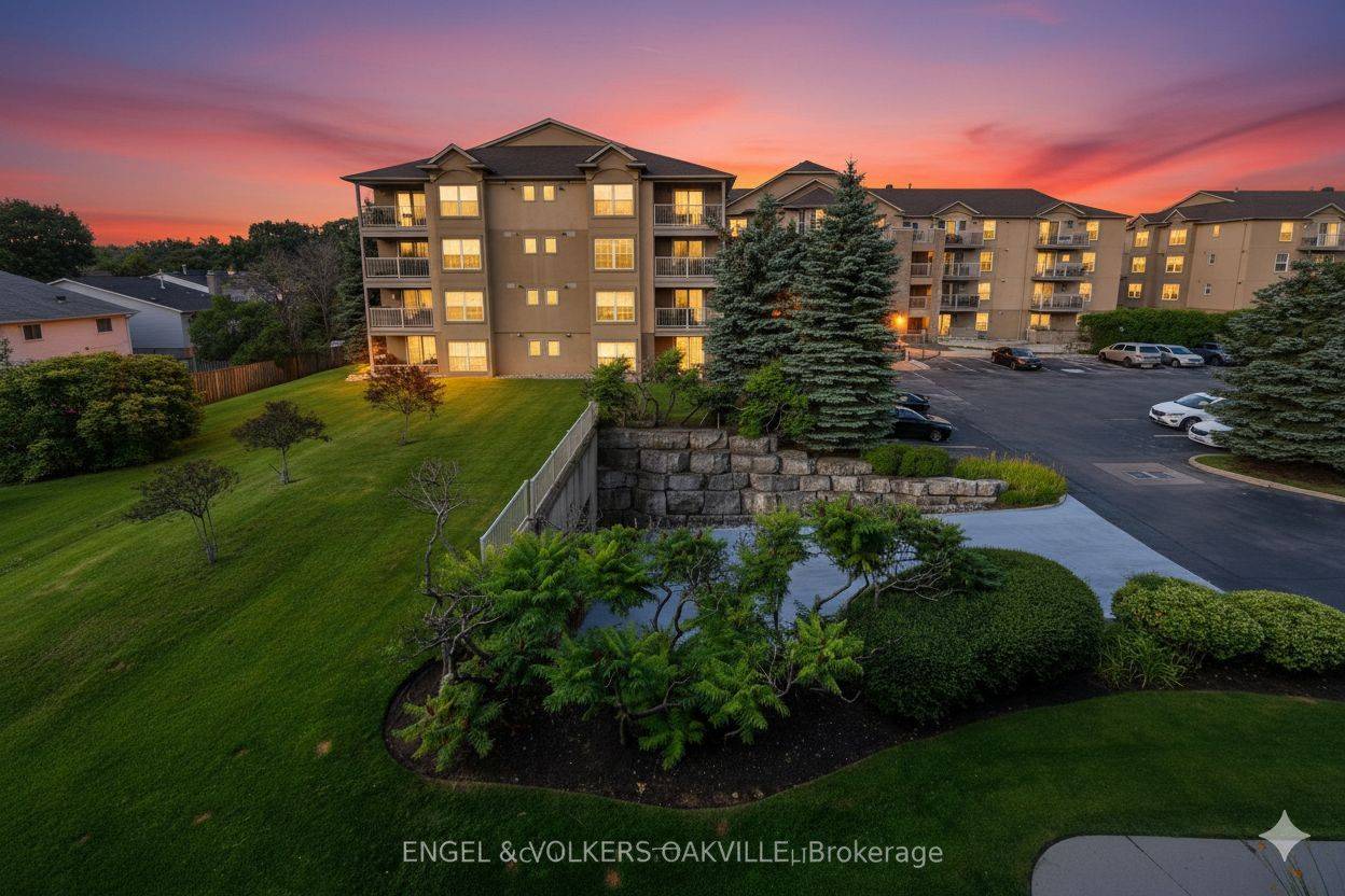 Burlington, ON L7M 4V3,1810 Walkers Line #308