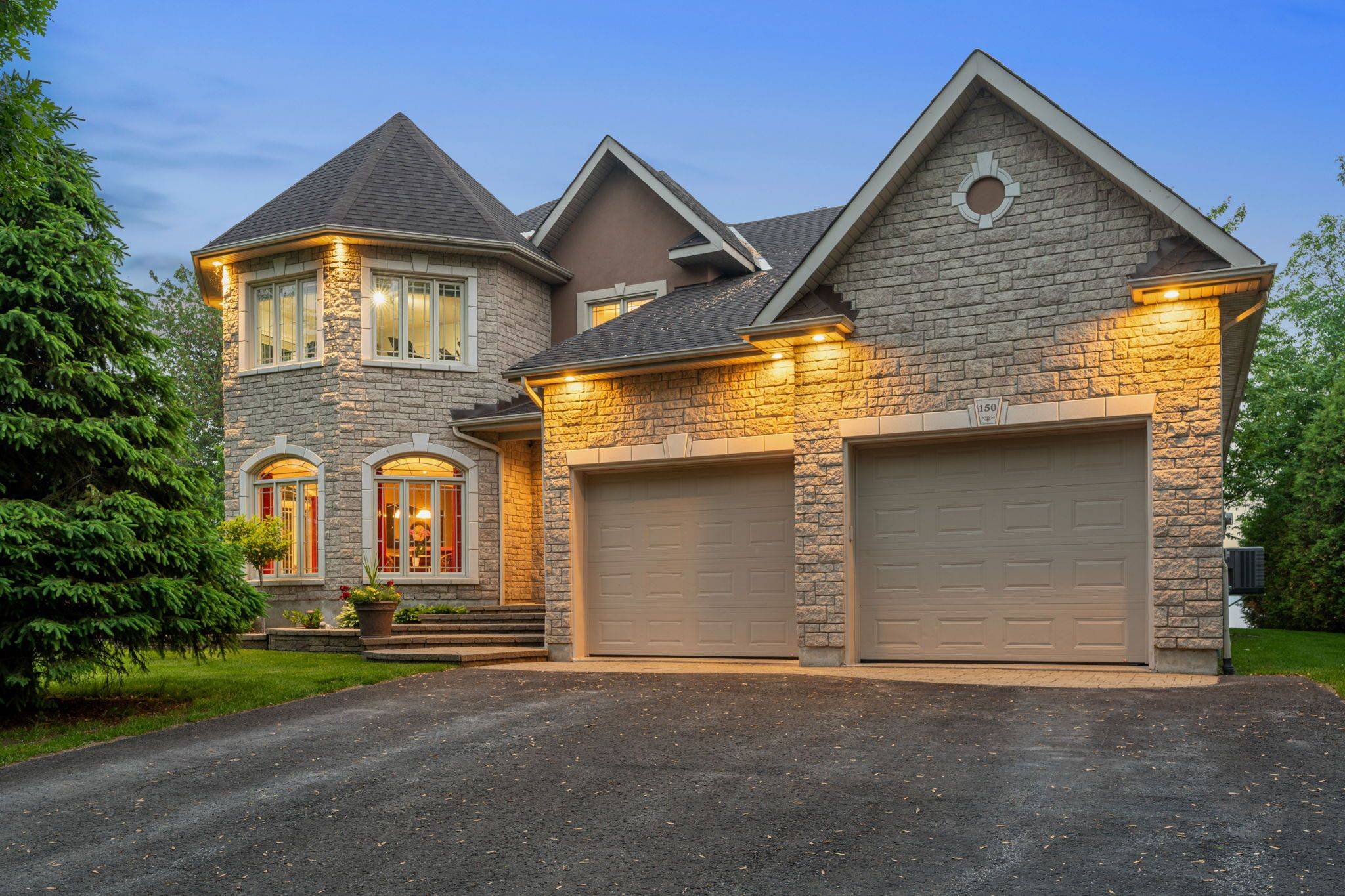 Clarence-rockland, ON K4K 1A1,150 Voisine RD