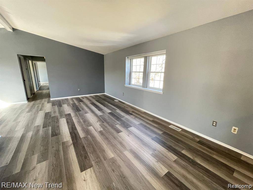 Northville, MI 48167,42101 ROSCOMMON ST