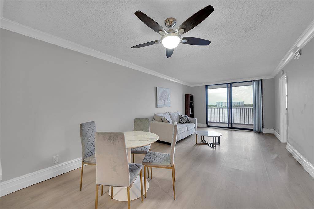 Oakland Park, FL 33309,116 Lake Emerald Dr #401