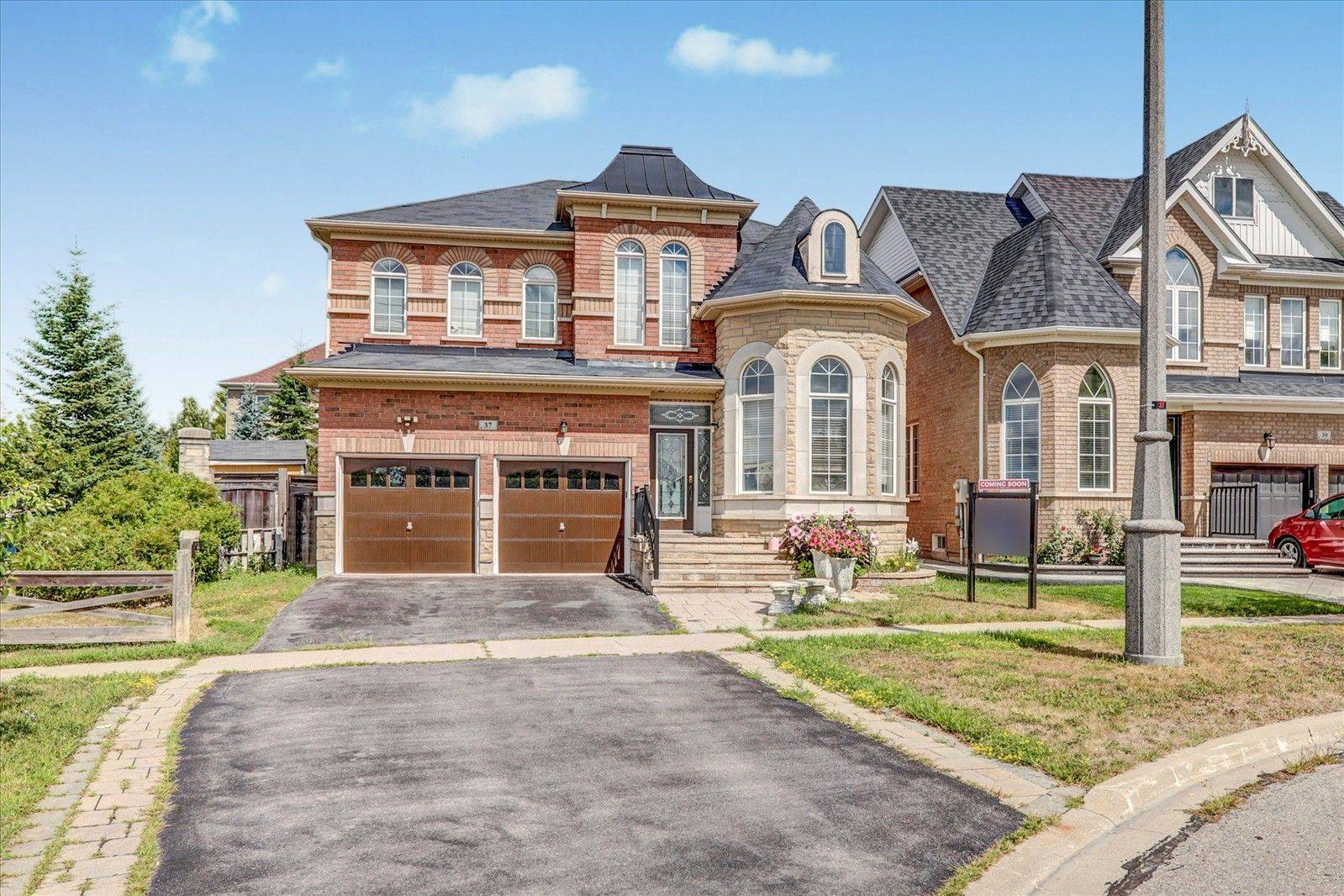 Markham, ON L6B 0G9,37 Condarcuri CRES