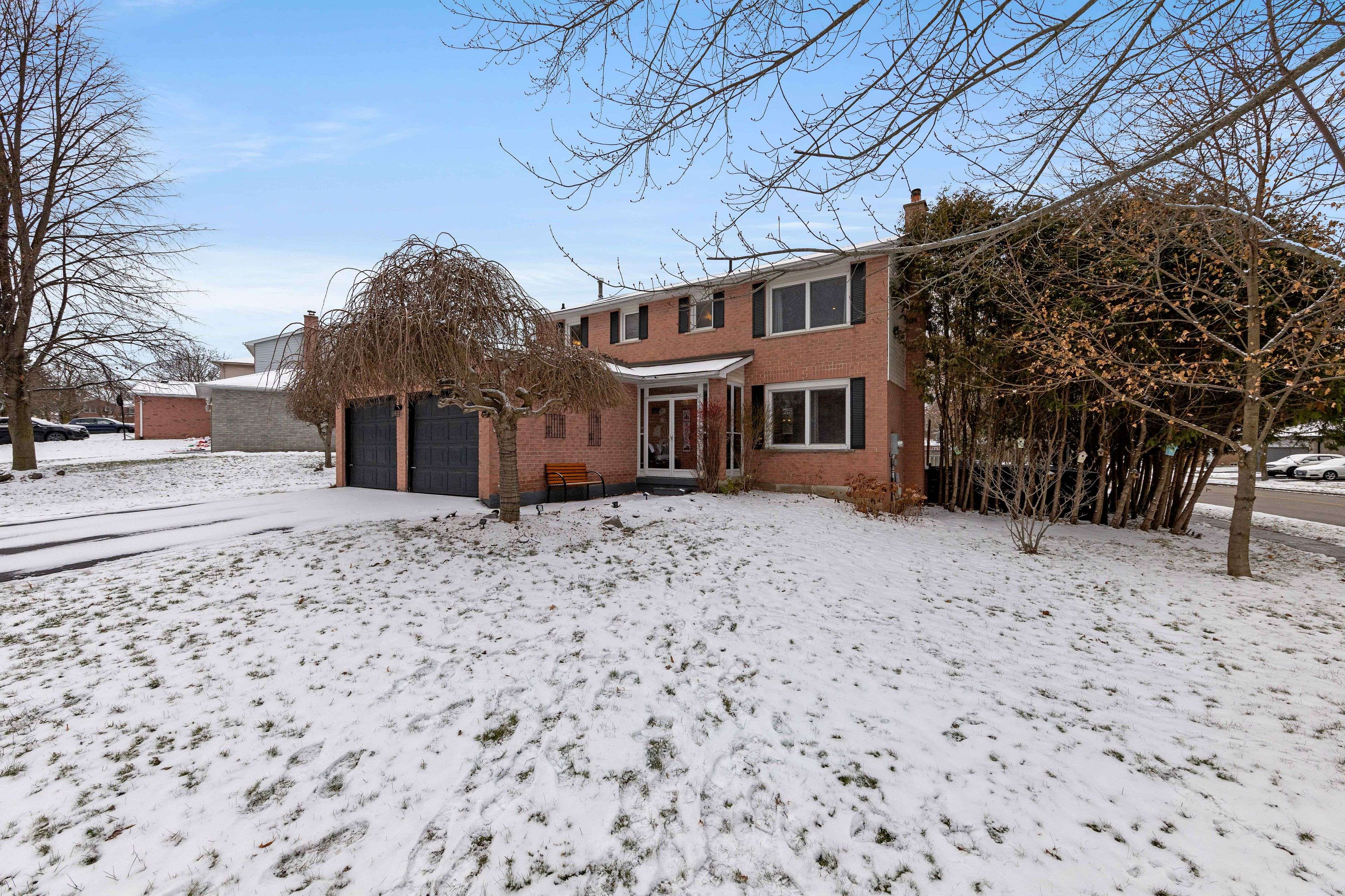 East Gwillimbury, ON L9N 1C6,1 Forrestwood CRES