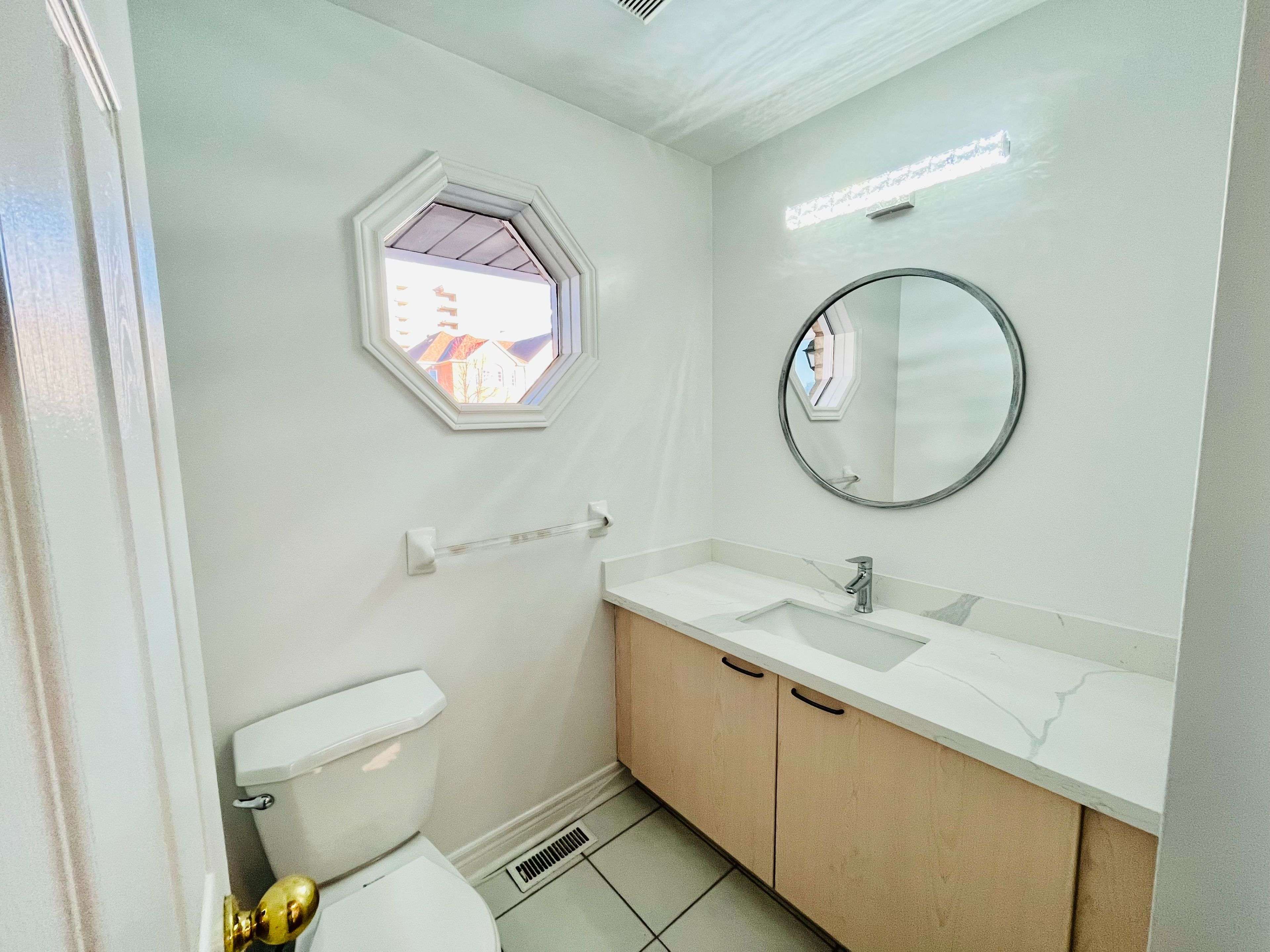 Markham, ON L3T 7T5,179 Leitchcroft CRES