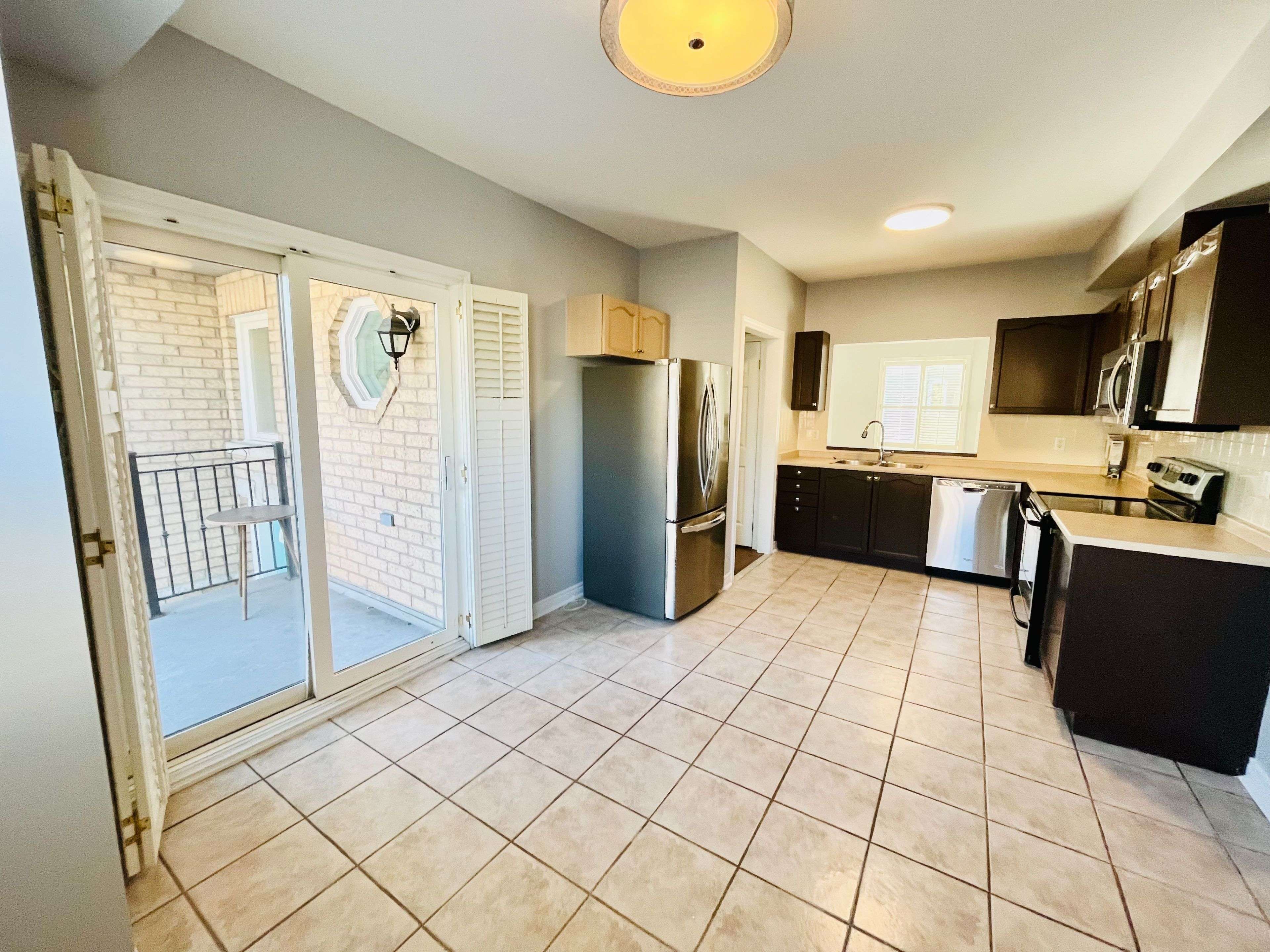 Markham, ON L3T 7T5,179 Leitchcroft CRES