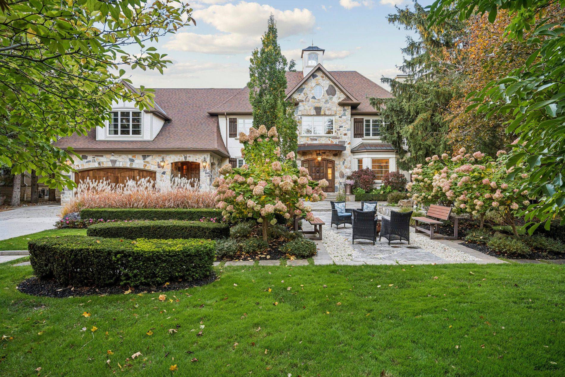 Markham, ON L3R 2A9,32 Wembley AVE