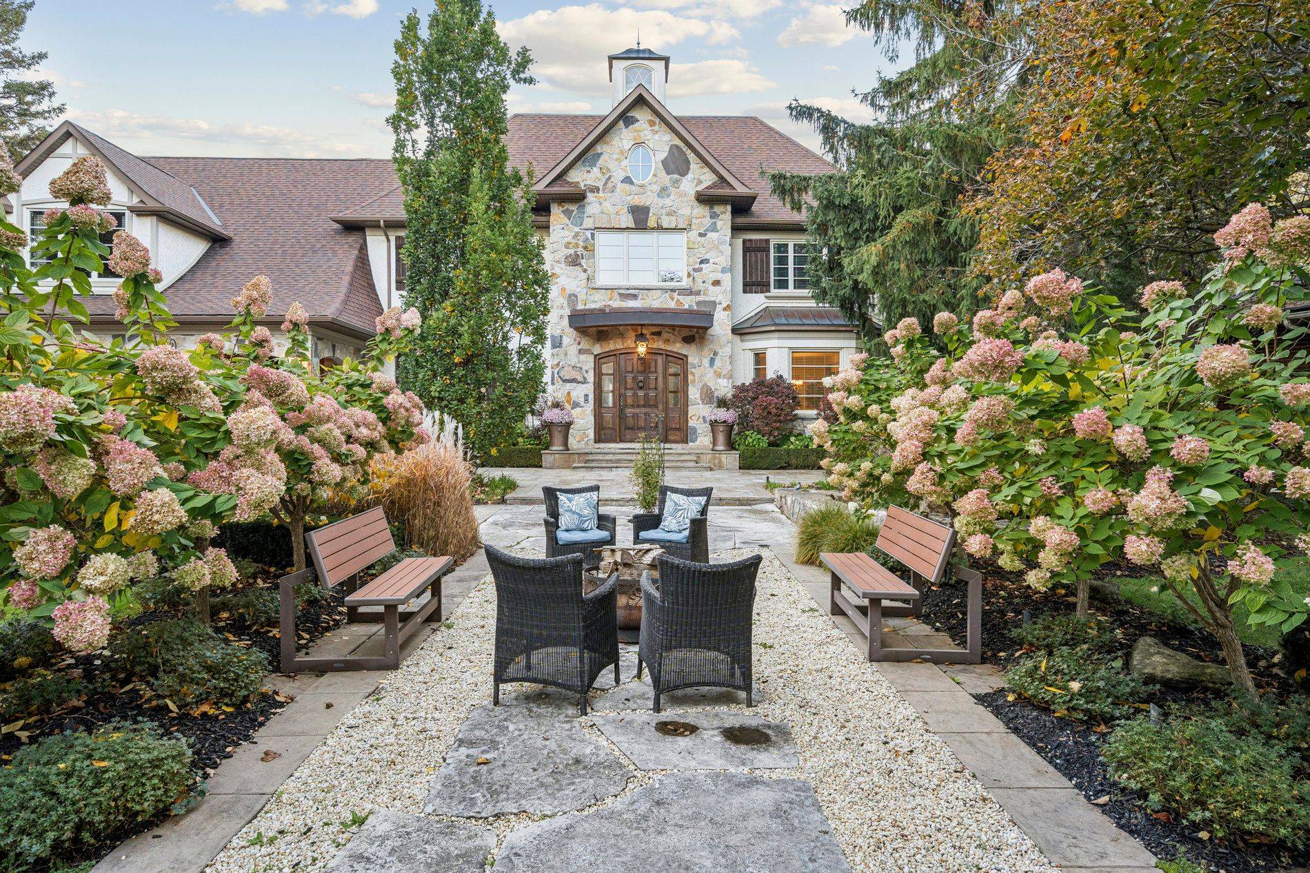 Markham, ON L3R 2A9,32 Wembley AVE