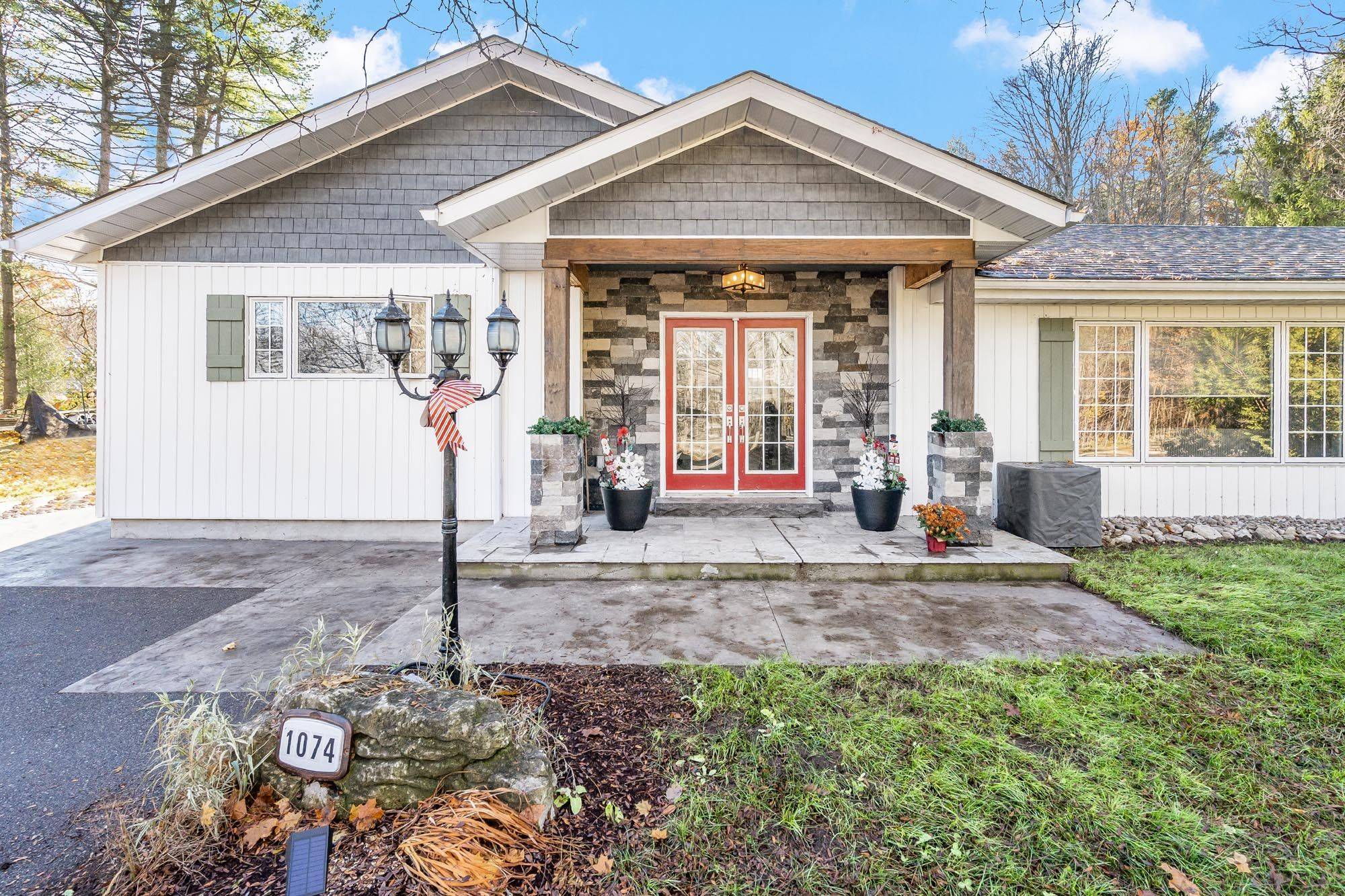 Penetanguishene, ON L9M 1P9,1074 Lafontaine RD