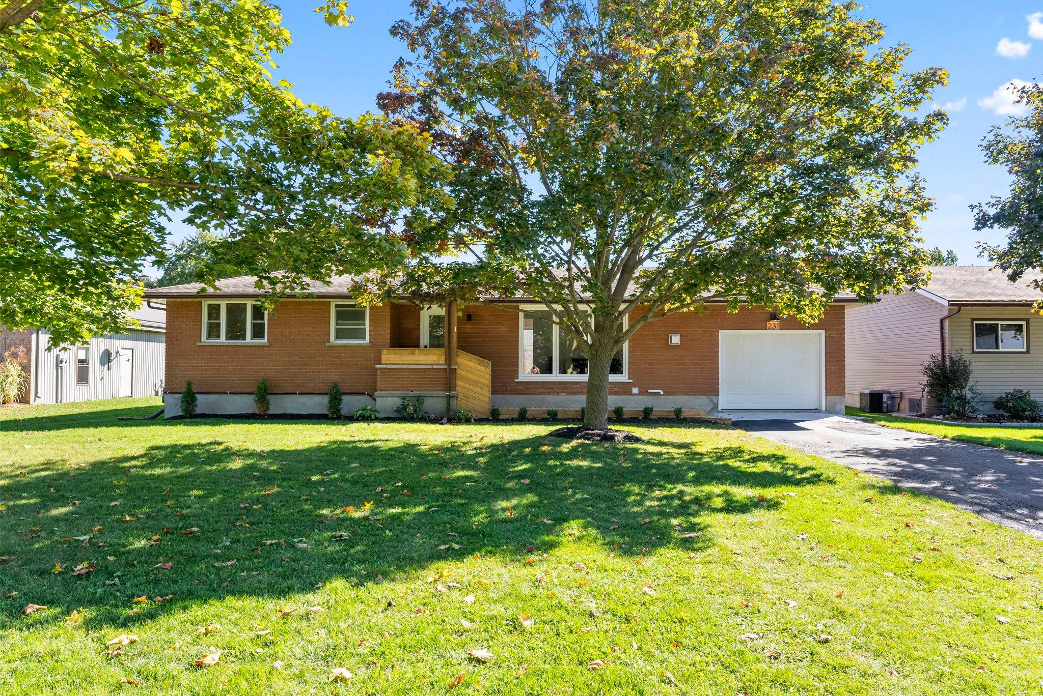 West Perth, ON N0K 1N0,231 St. George ST