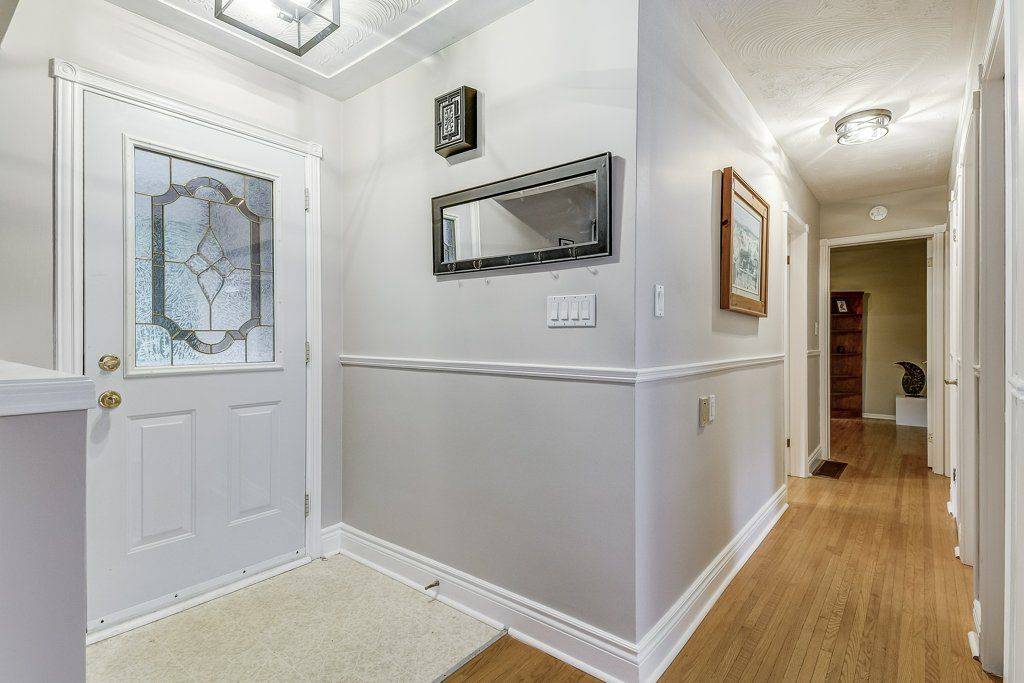 Hamilton, ON L0R 2H0,420 Concession 8 RD E