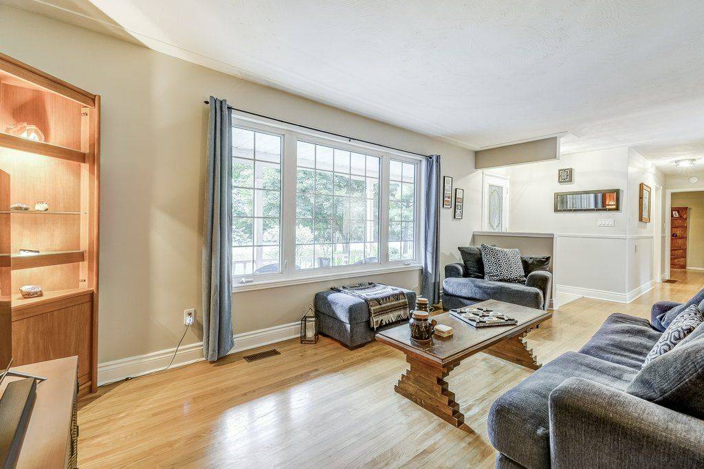 Hamilton, ON L0R 2H0,420 Concession 8 RD E