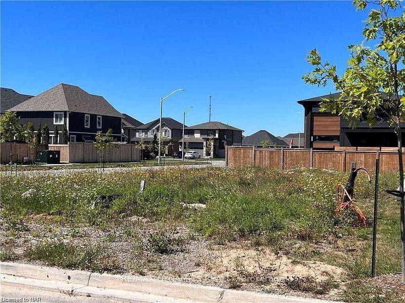 Thorold, ON L0S 1K0,1 DAMUDE AVE