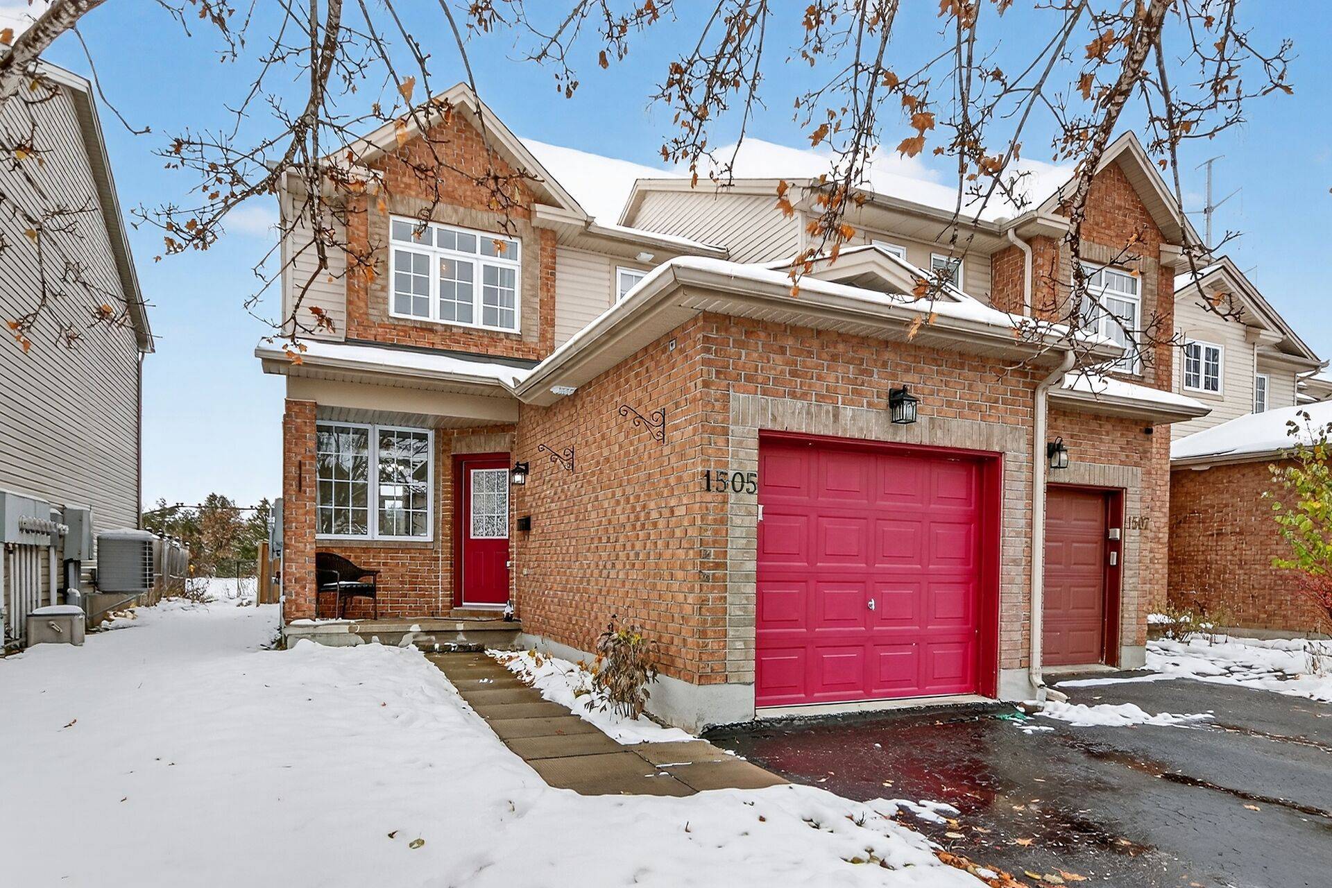 Orleans - Cumberland And Area, ON K4A 5C6,1505 Demeter ST