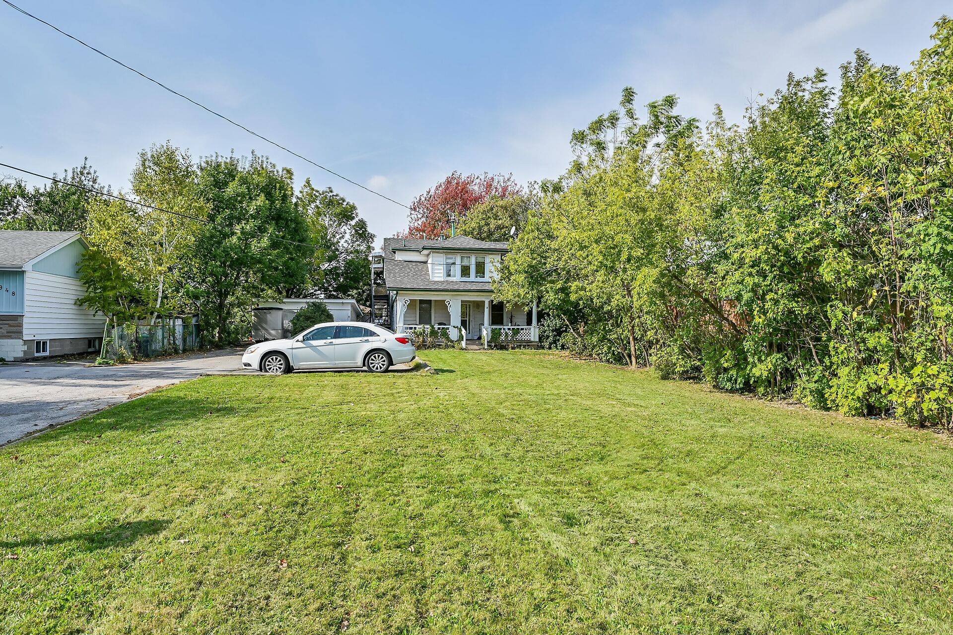 Hamilton, ON L8V 4K9,942 Upper Gage AVE