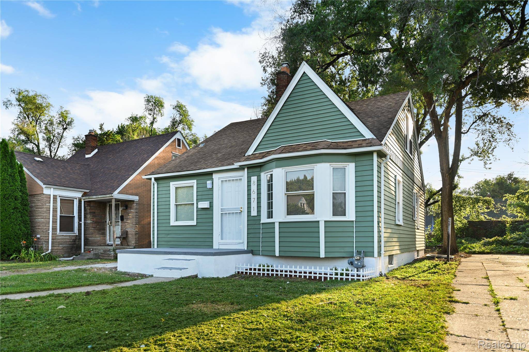 Detroit, MI 48228,8671 Rosemont AVE