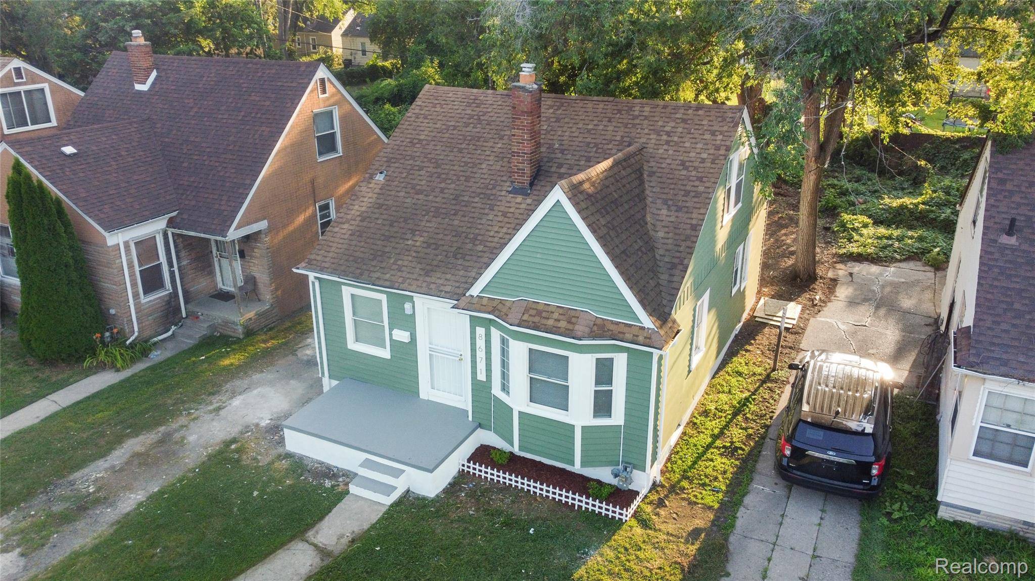 Detroit, MI 48228,8671 Rosemont AVE