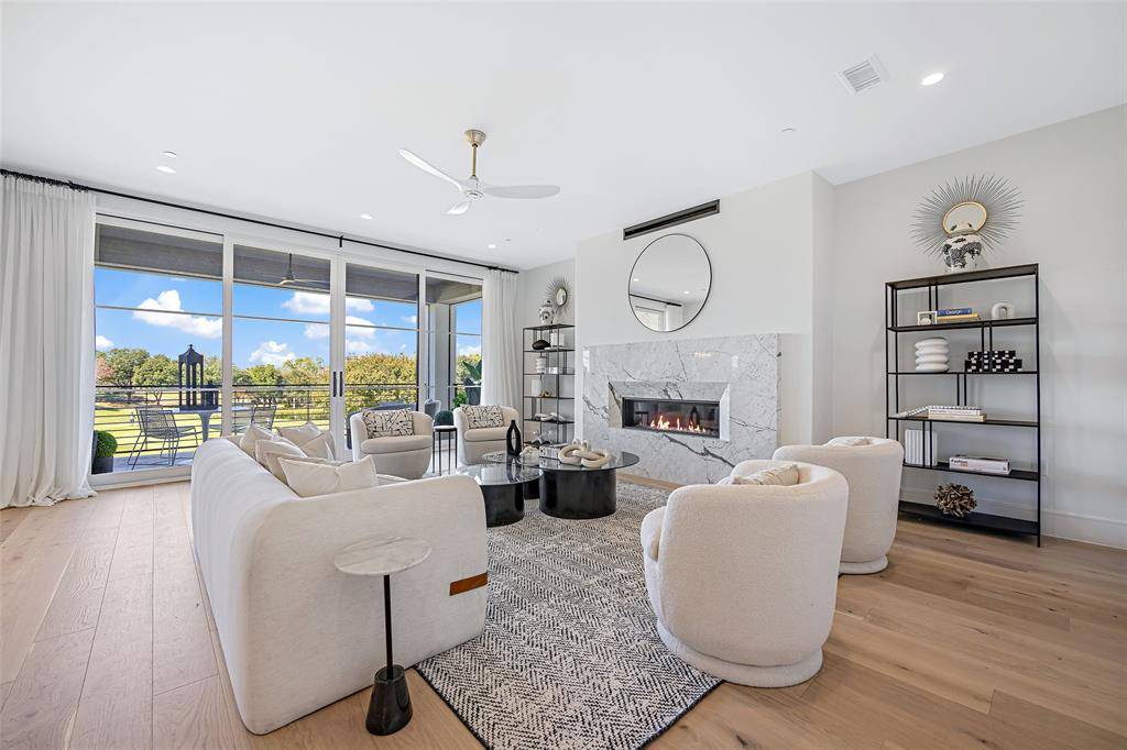 Irving, TX 75038,350 N O Connor Ridge Boulevard #14