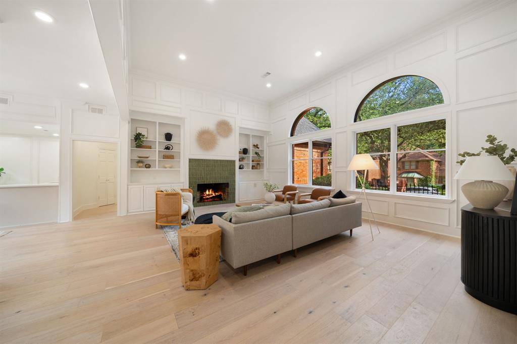 Dallas, TX 75252,5809 Flintshire Lane