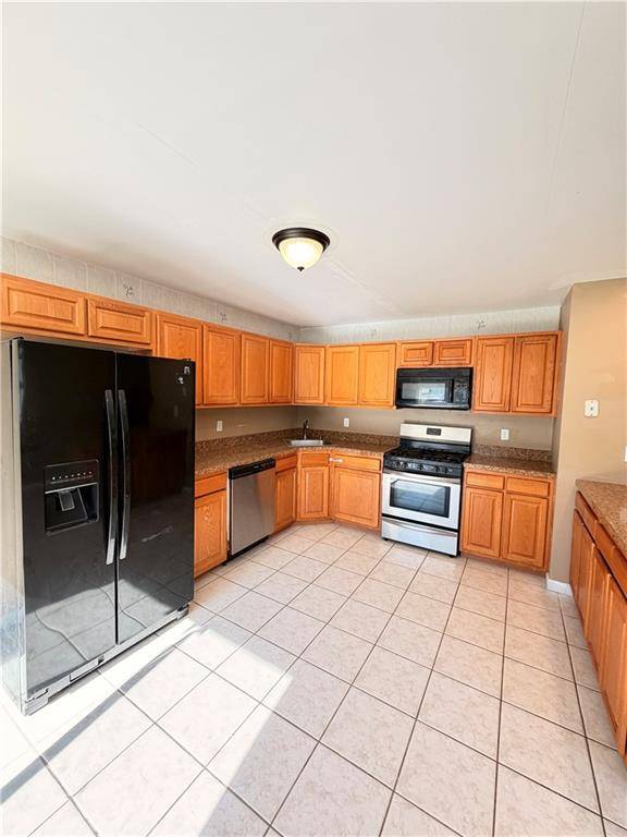 State Island, NY 10312,48 Hinton ST