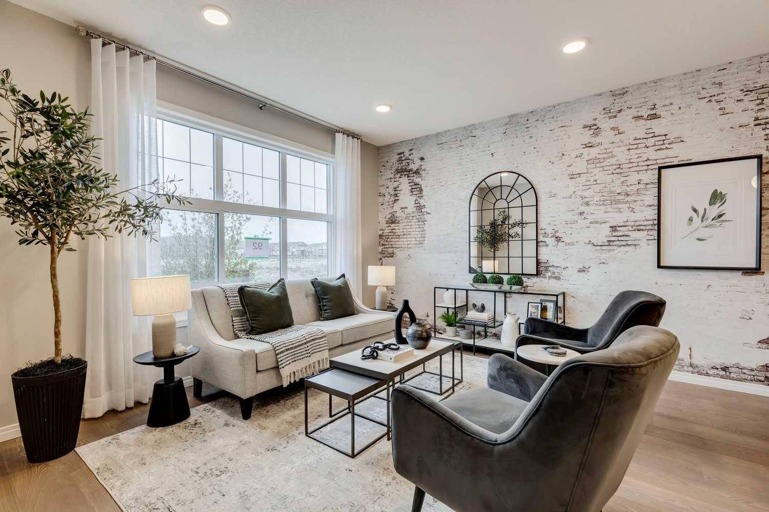 Calgary, AB T2X 5S3,92 Creekside ST SW