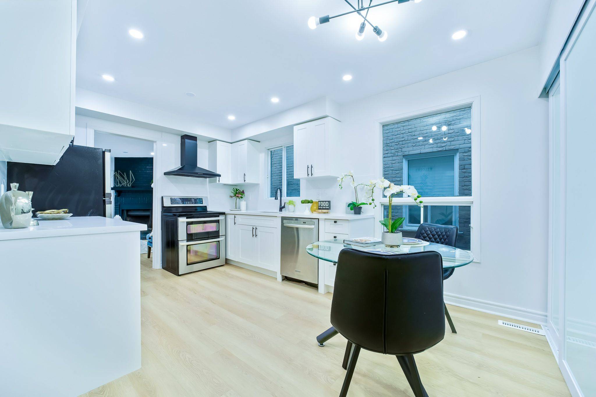 Ajax, ON L1S 7B6,89 Hewitt CRES