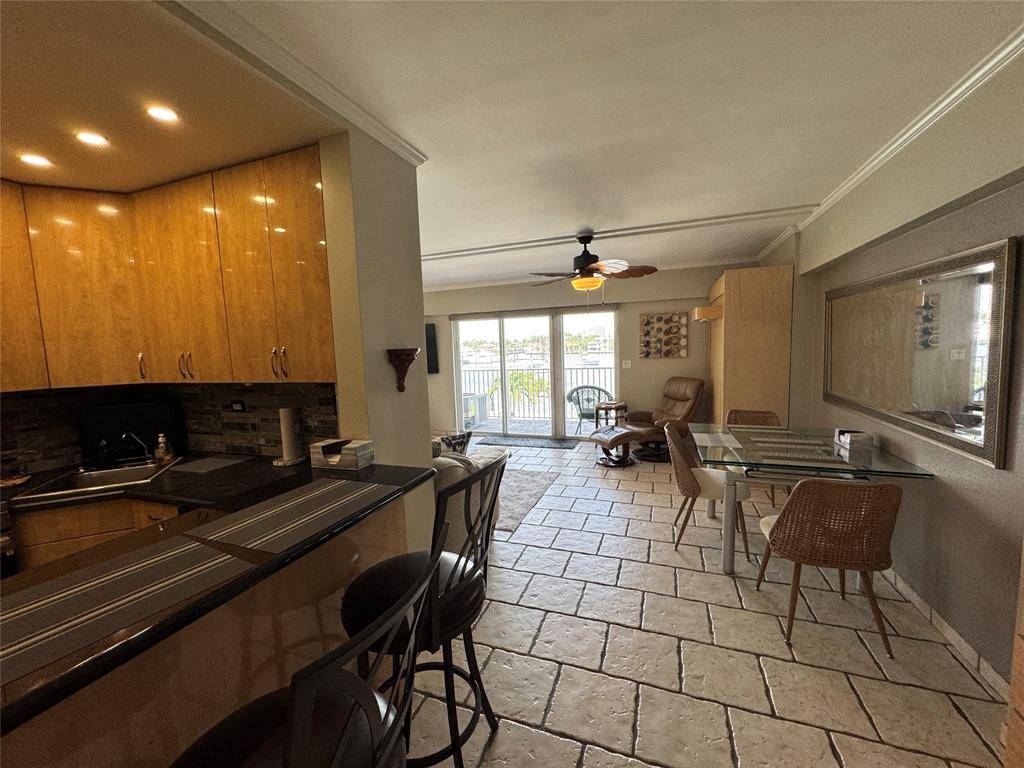 Fort Lauderdale, FL 33304,95 N Birch Rd #301