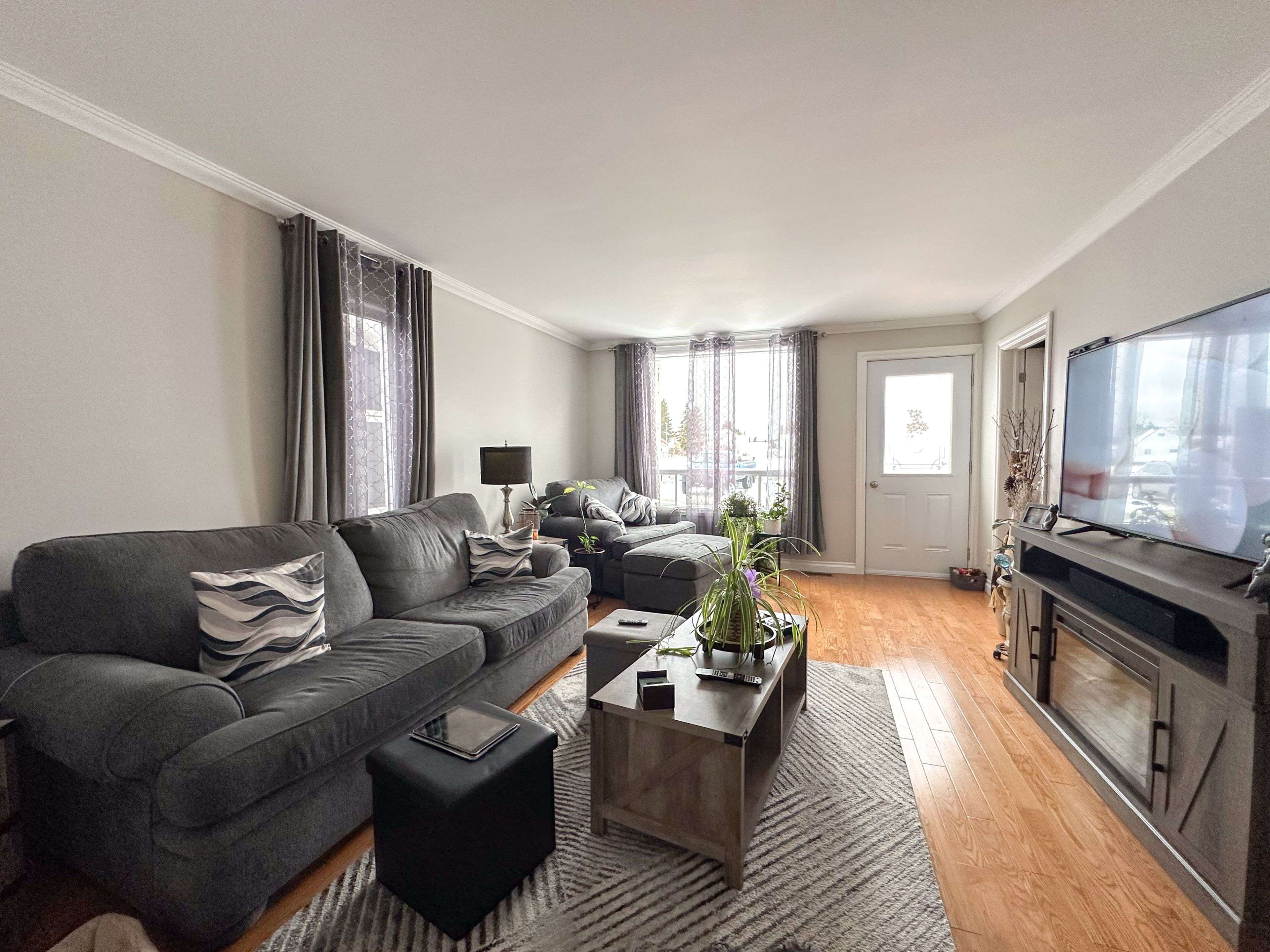 Iroquois Falls, ON P0K 1G0,307 Ambridge DR