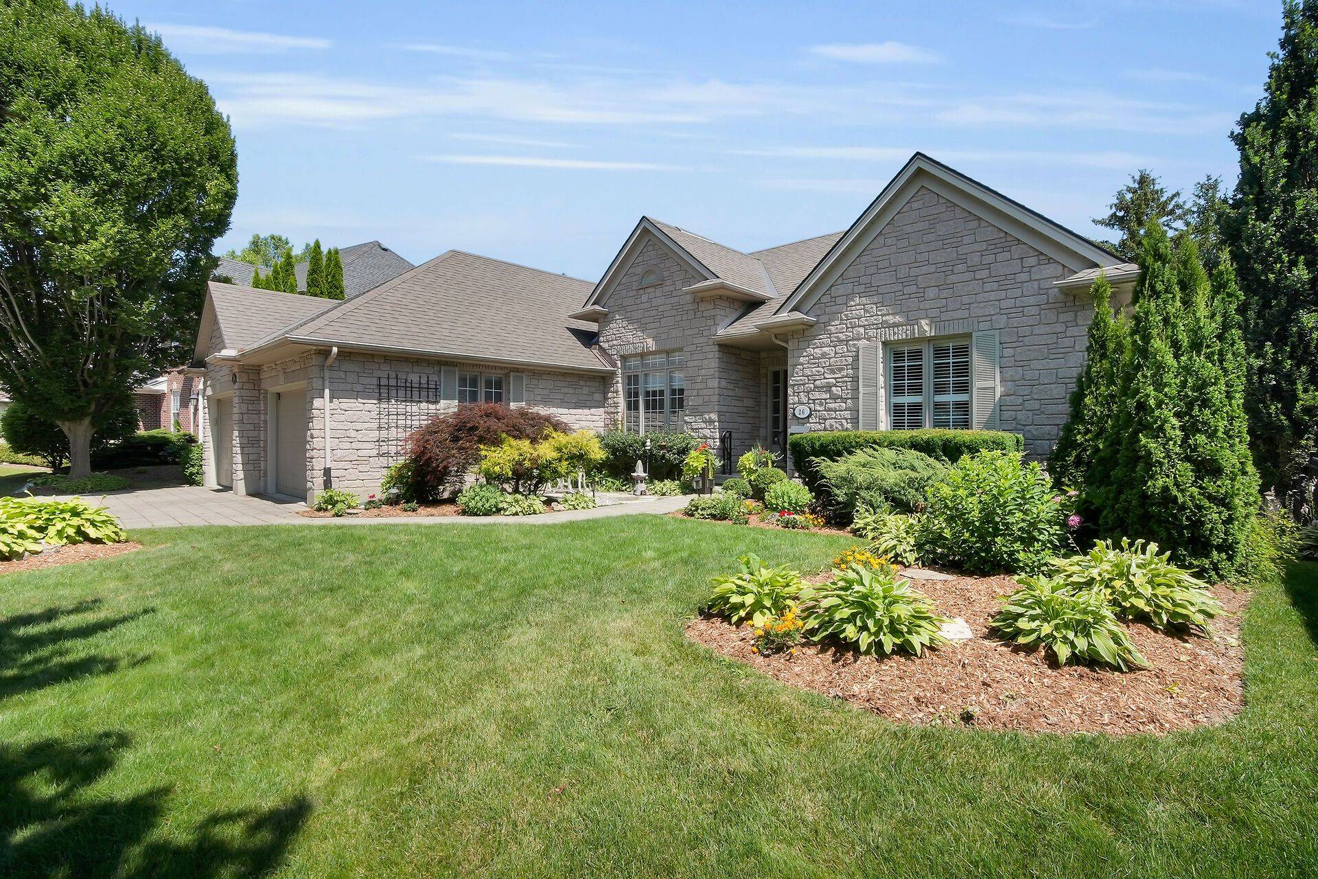 London South, ON N6K 4J4,26 Butternut LN