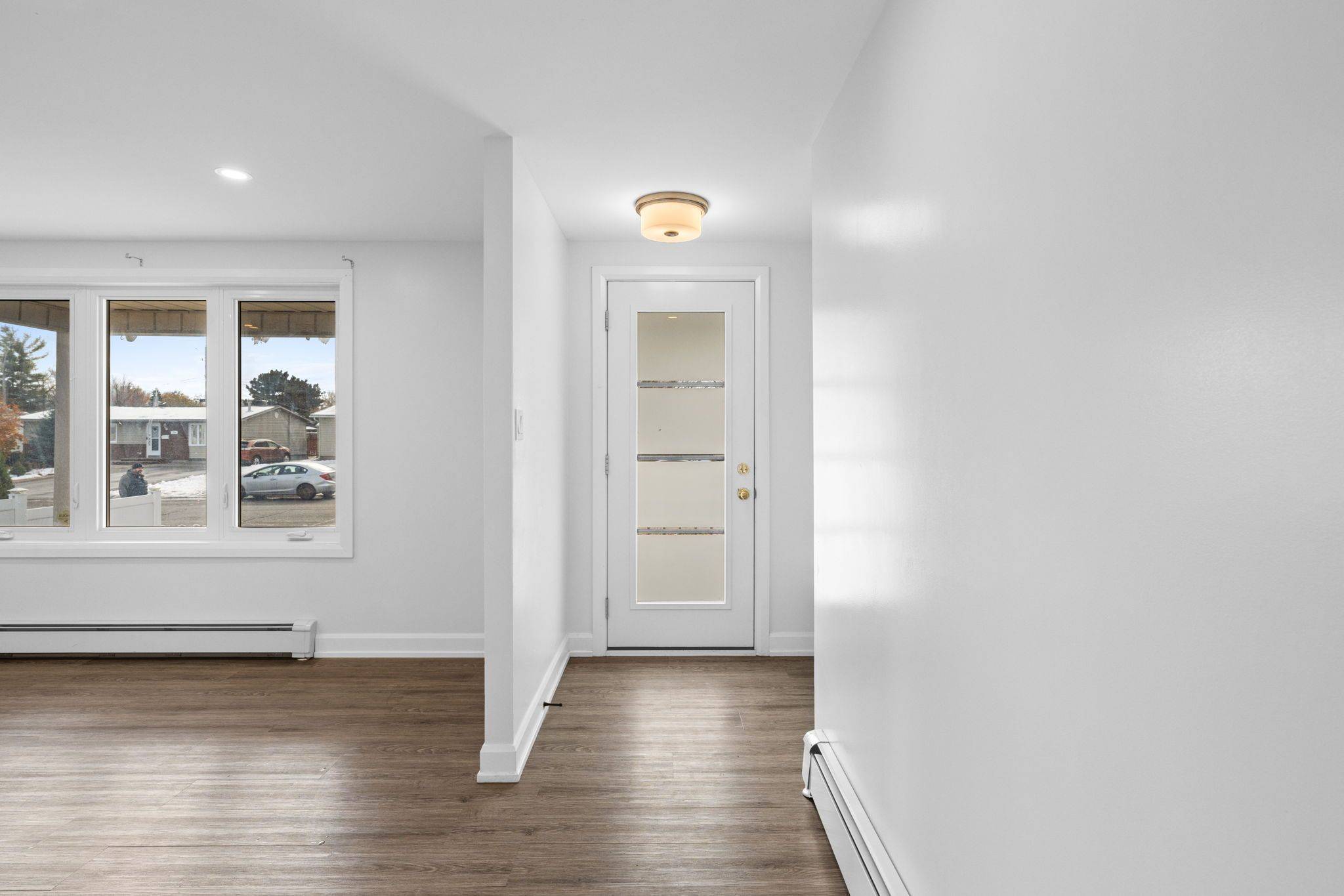 Orleans - Cumberland And Area, ON K1E 1P1,351 Amiens ST