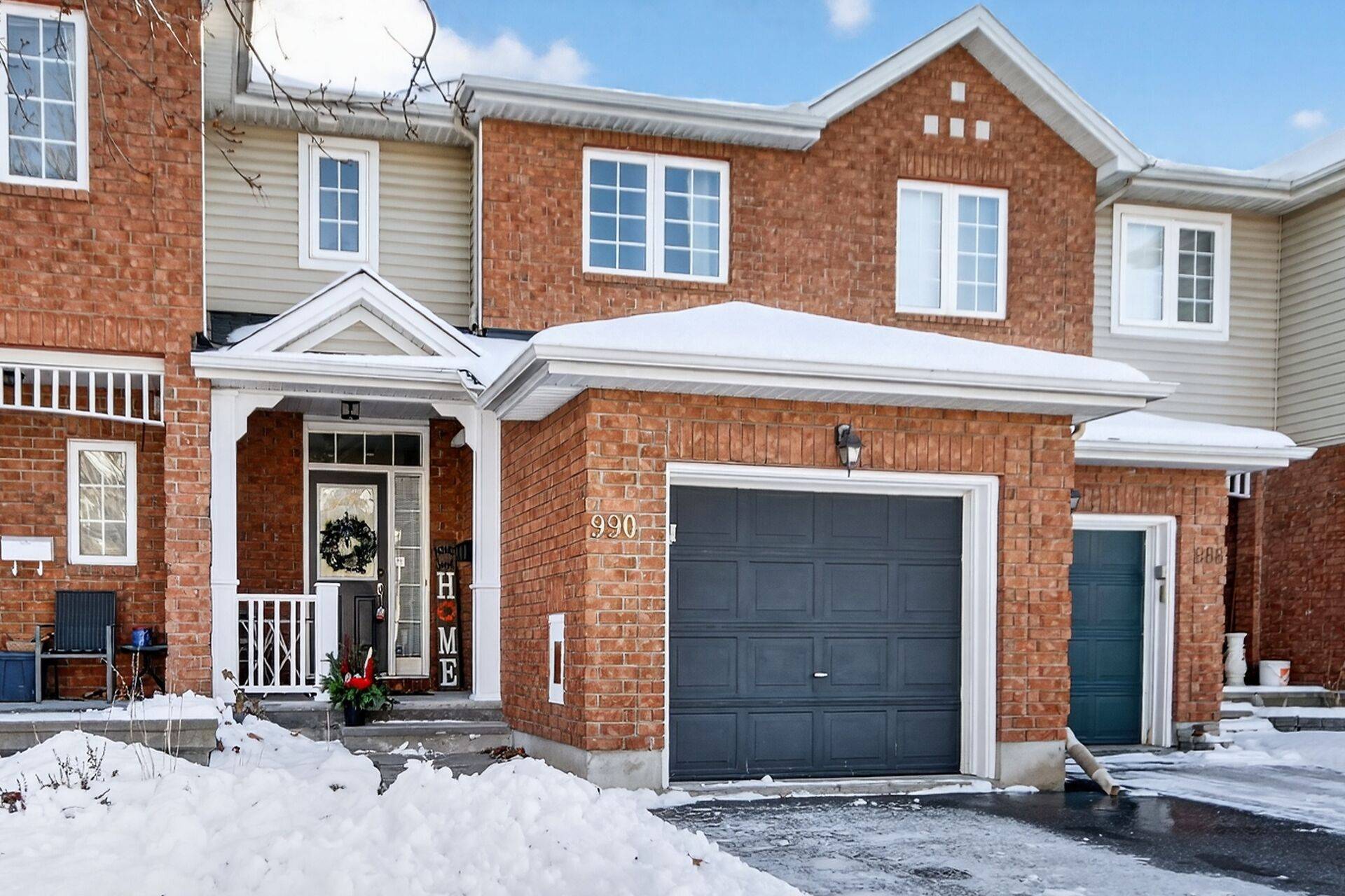 Orleans - Cumberland And Area, ON K4A 4X9,990 Markwick CRES