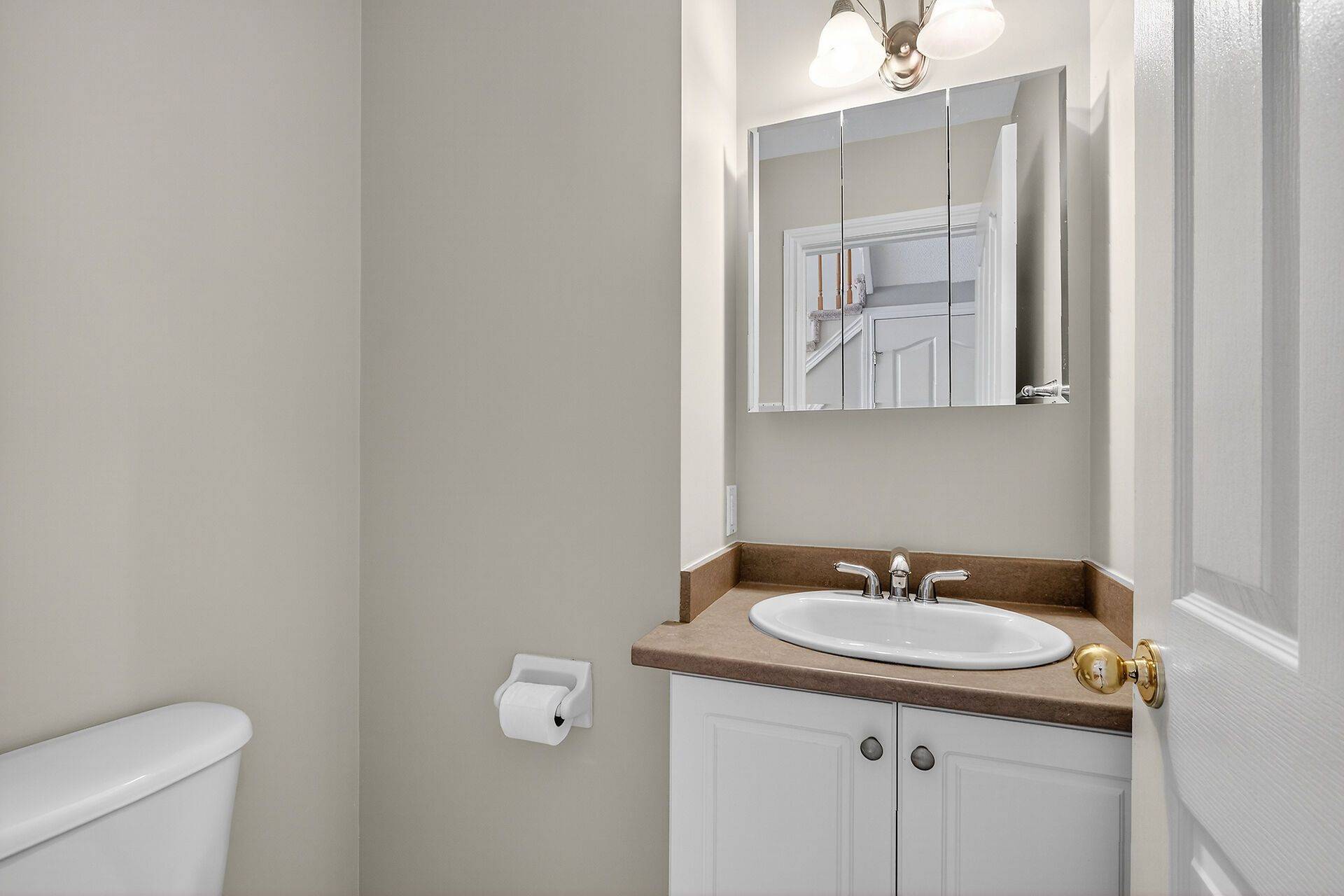 Orleans - Cumberland And Area, ON K4A 4X9,990 Markwick CRES