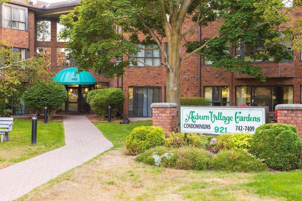 Peterborough, ON K9H 7K5,921 Armour RD #305