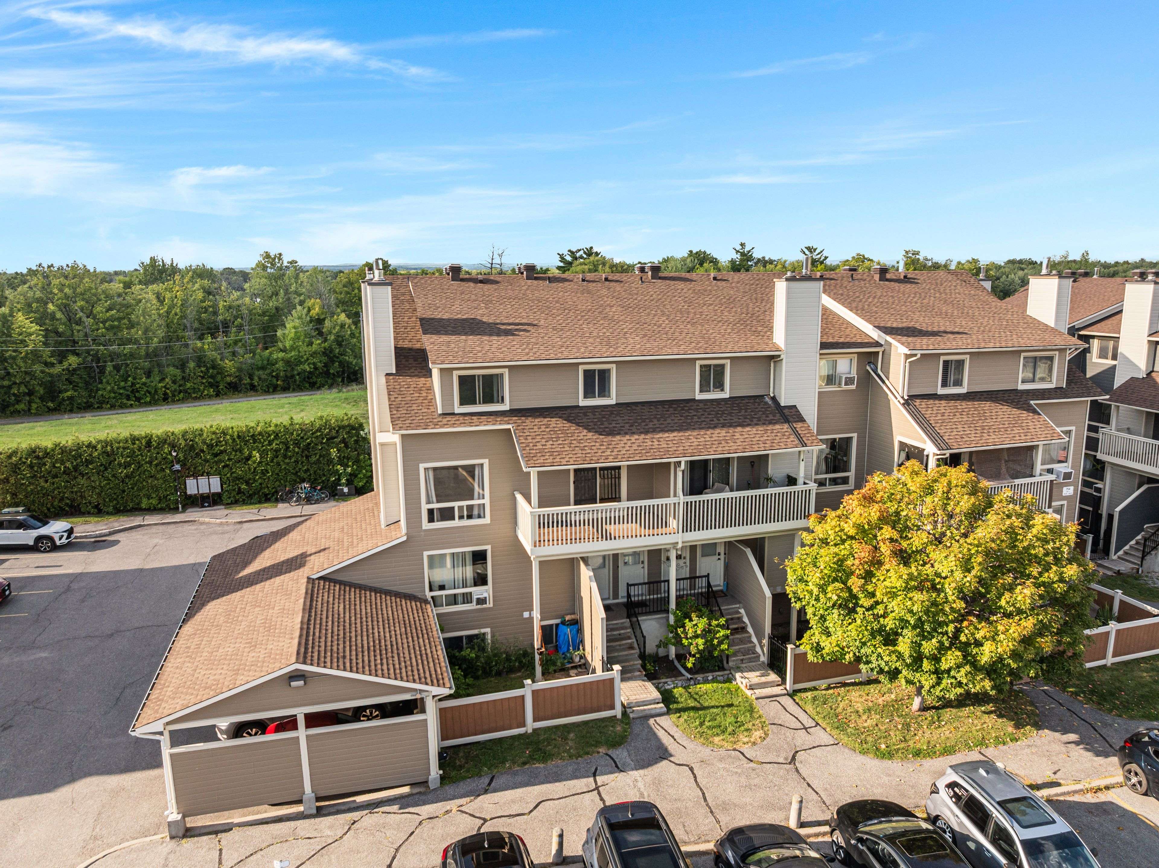 Orleans - Convent Glen And Area, ON K1C 4S4,754 St. Andre DR #77B