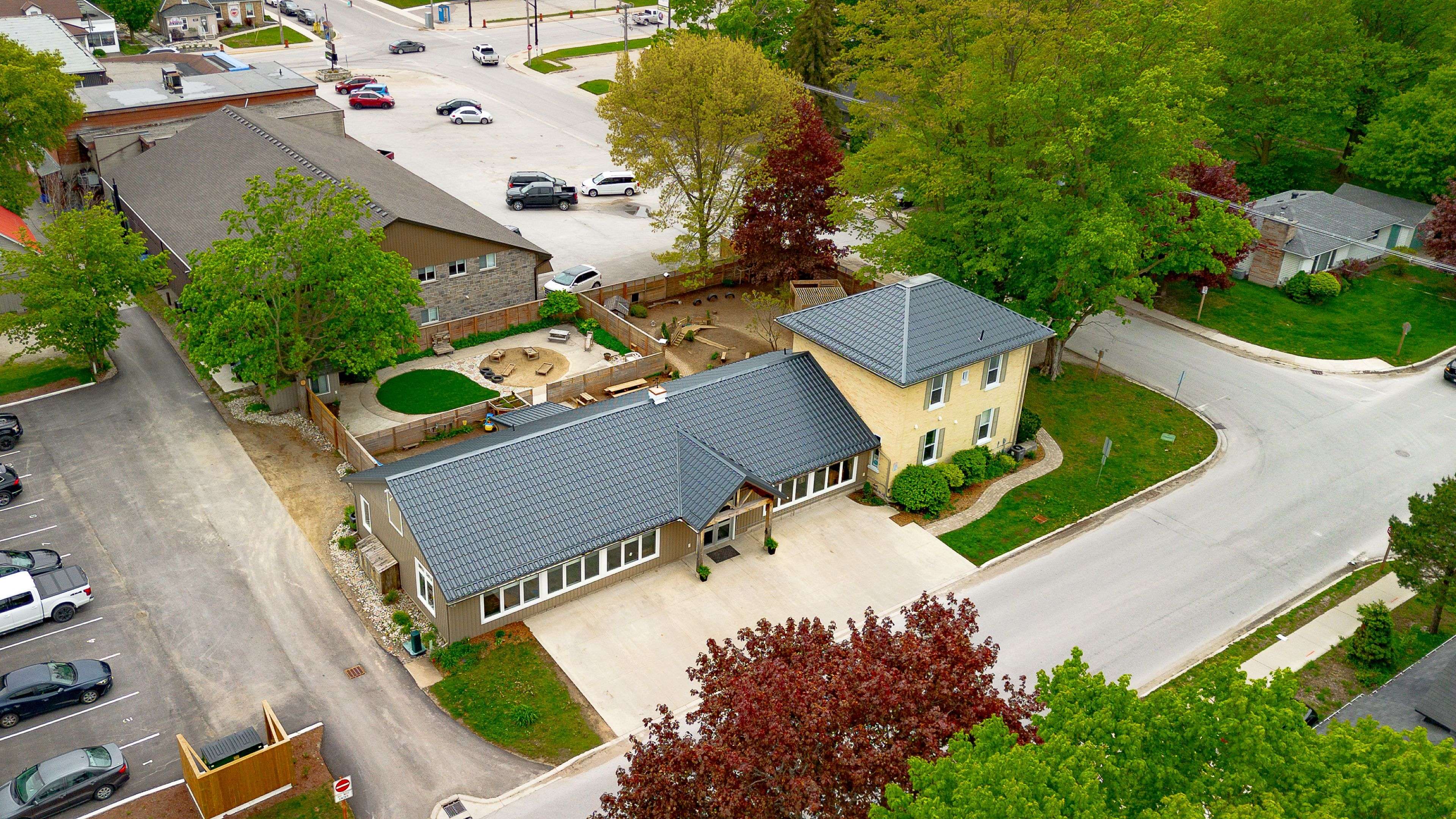 Saugeen Shores, ON N0H 2C1,569 Catherine ST