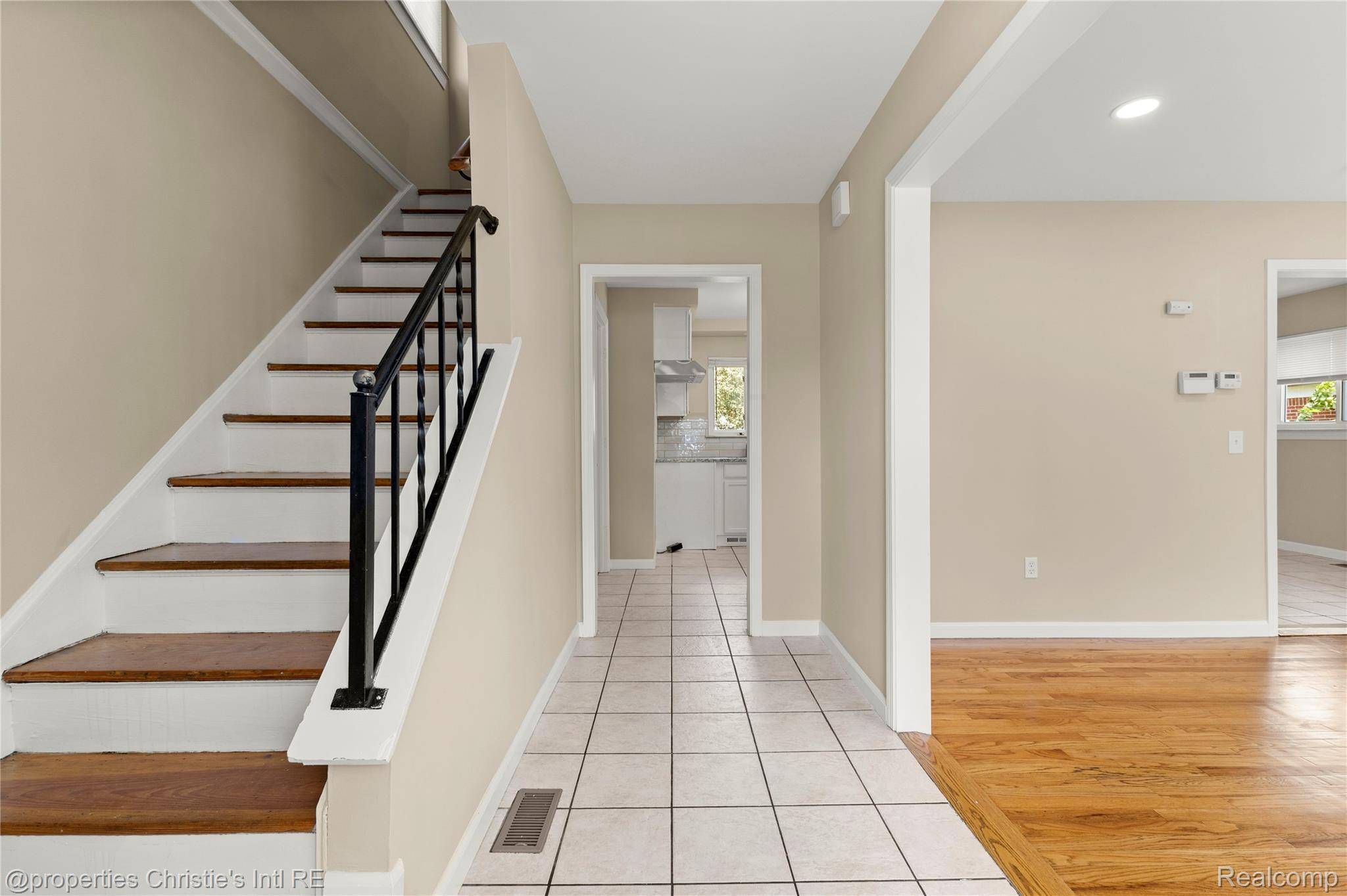 Southfield, MI 48075,15918 Mount Vernon ST