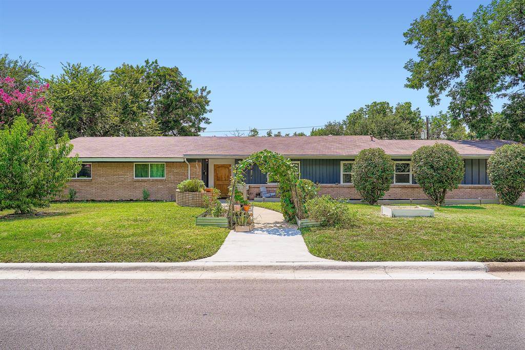 Benbrook, TX 76116,4100 Plantation Drive