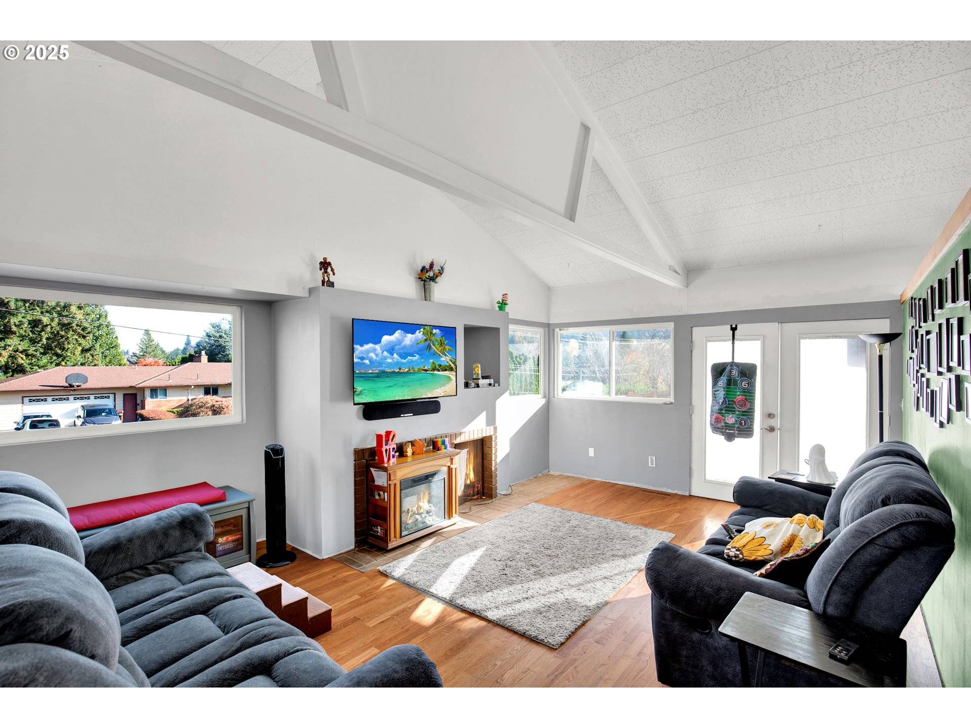 Gresham, OR 97080,275 SW TOWLE AVE