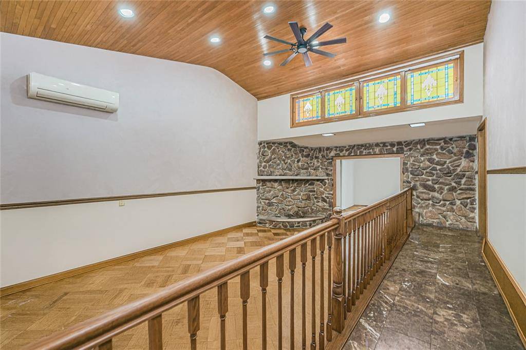 Brooklyn, NY 11235,734 Kathleen PL