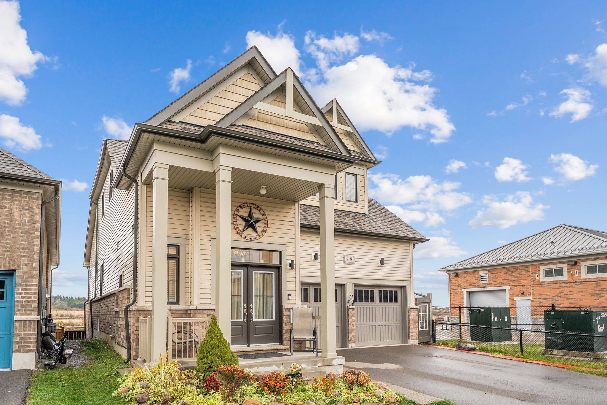 Georgina, ON L4P 0K3,88 Connell DR