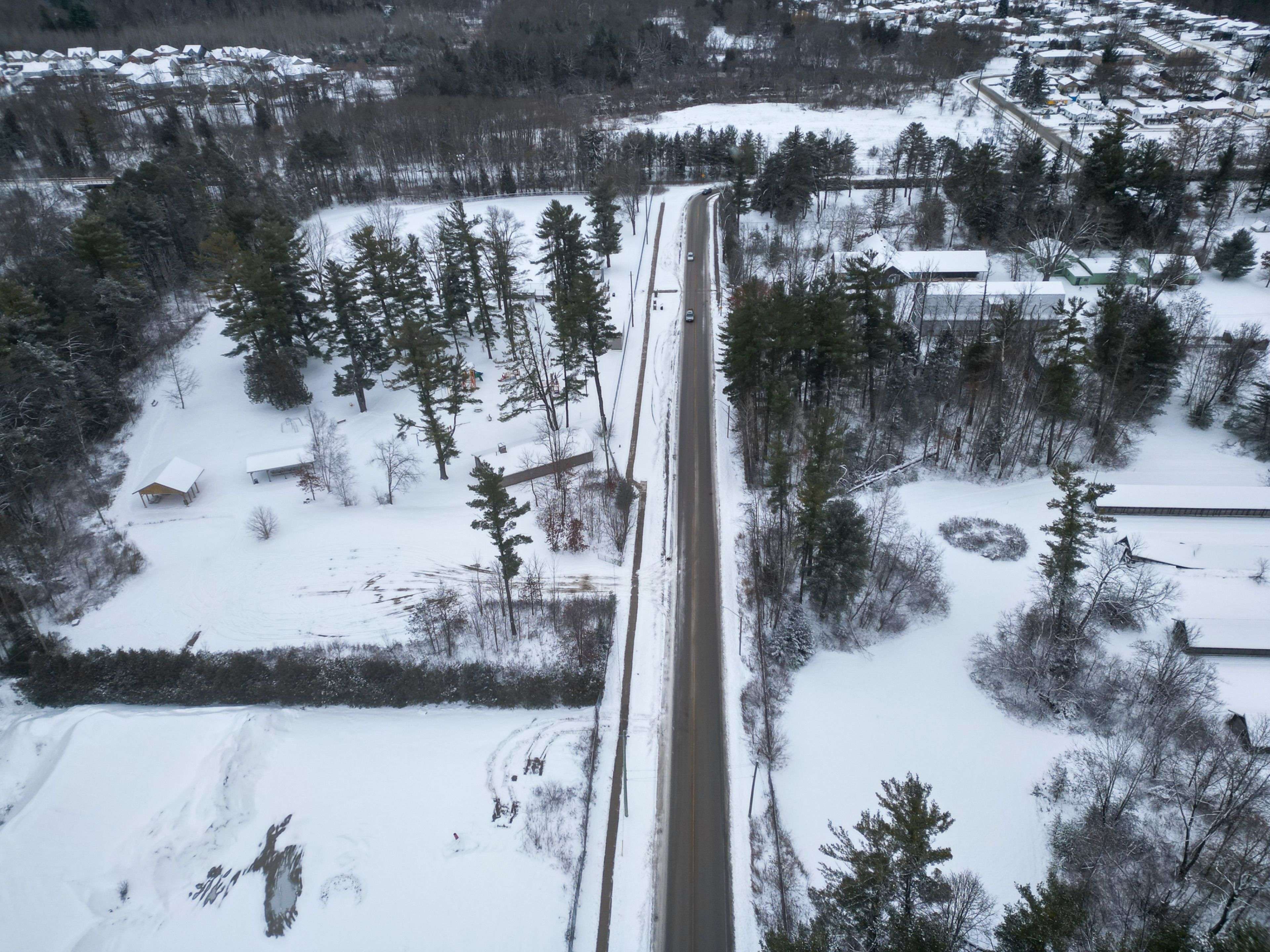 Essa, ON L0M 1B0,125 Centre ST