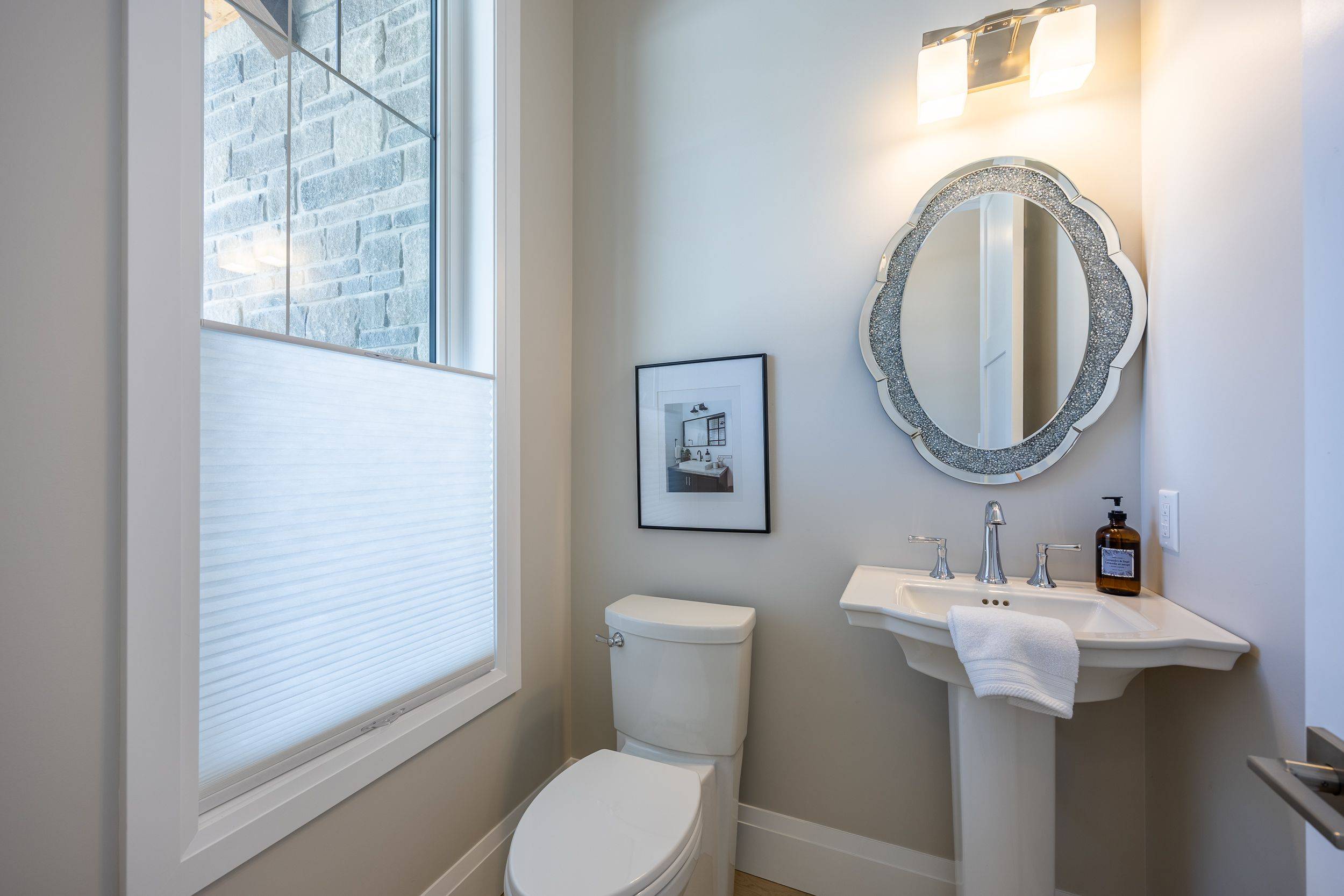 Tillsonburg, ON N4G 2K6,18 Greenhill DR