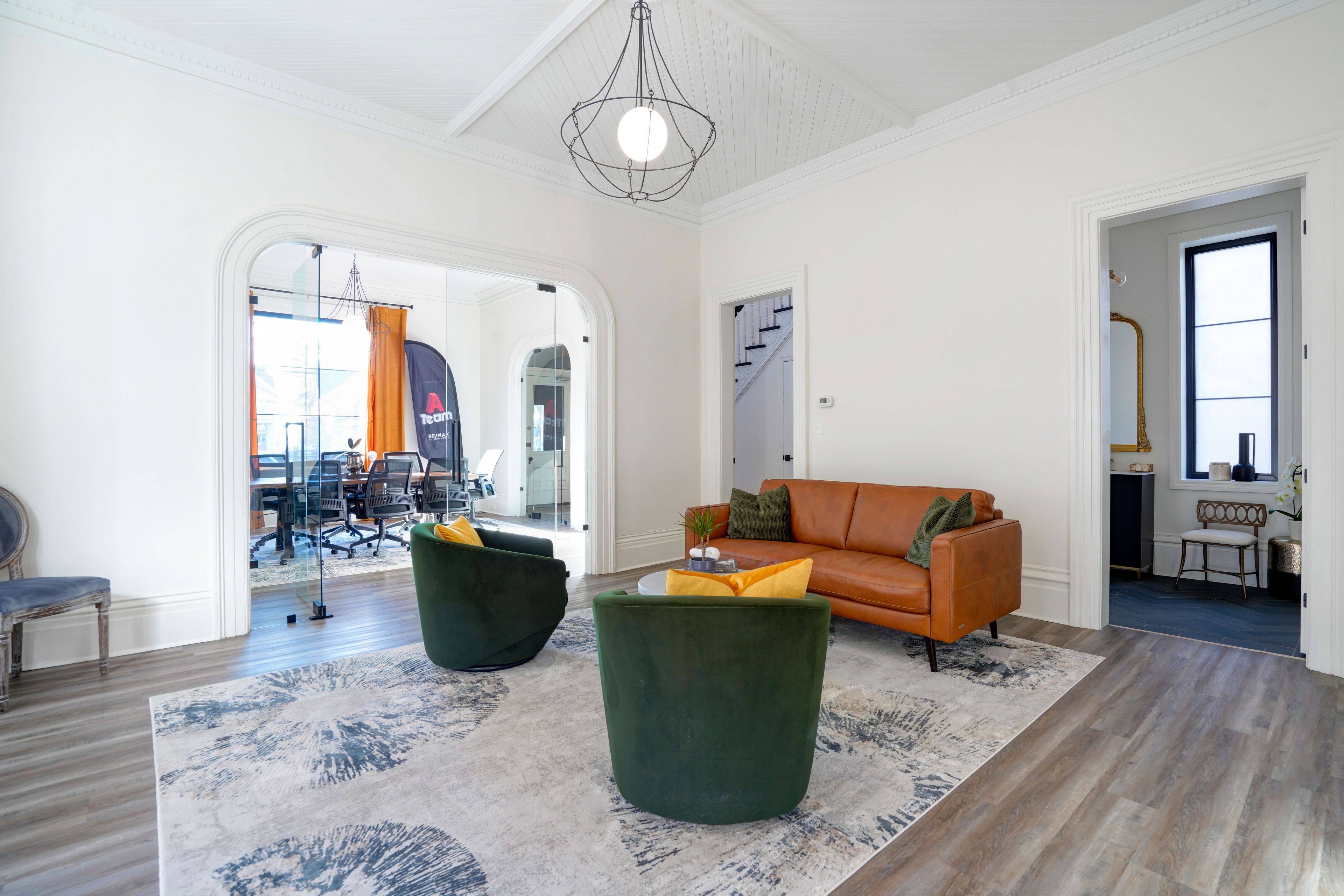 London East, ON N6B 2T3,470 Colborne ST